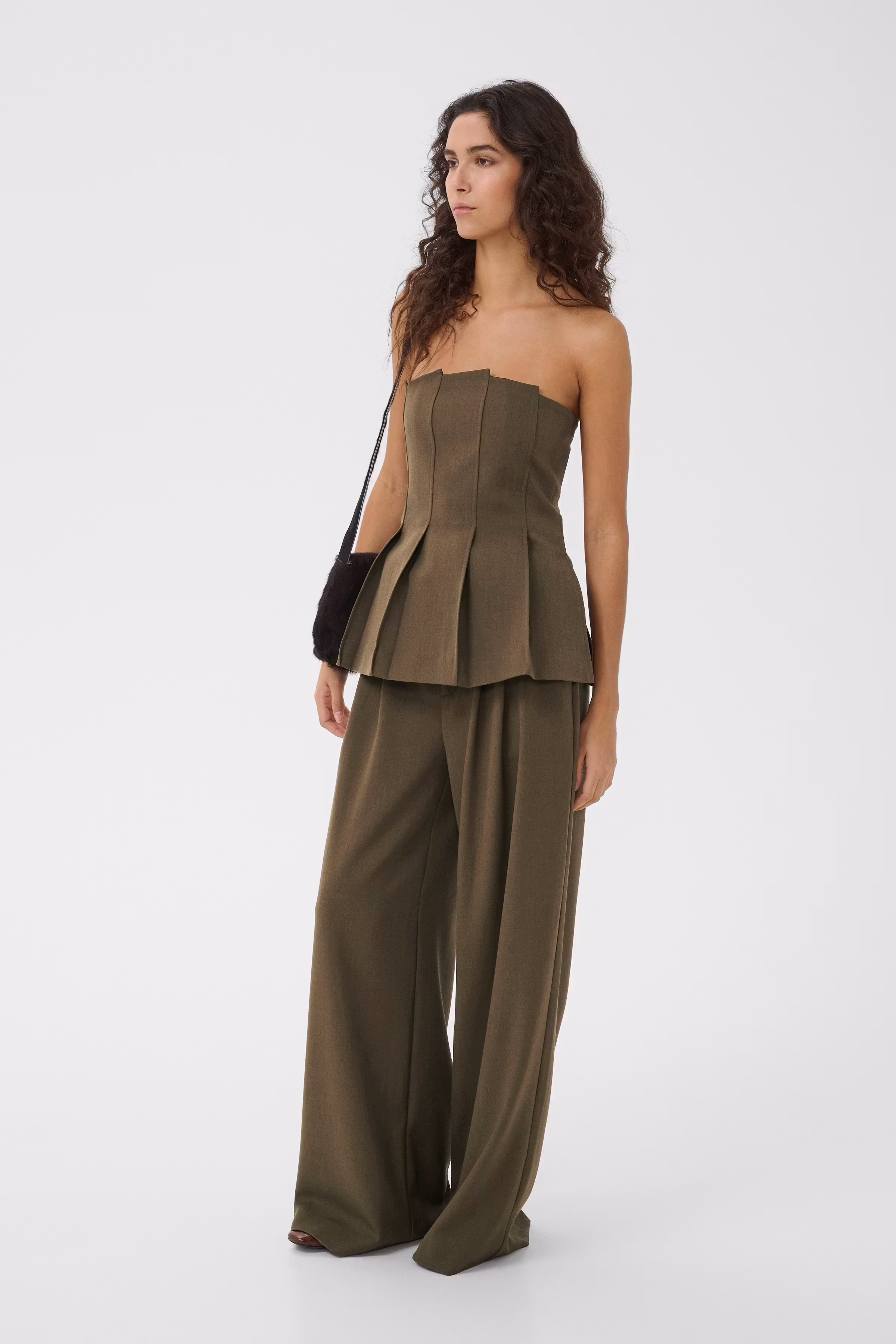 GZstacy Top LOOKBOOK FRONT 10911438-1908141