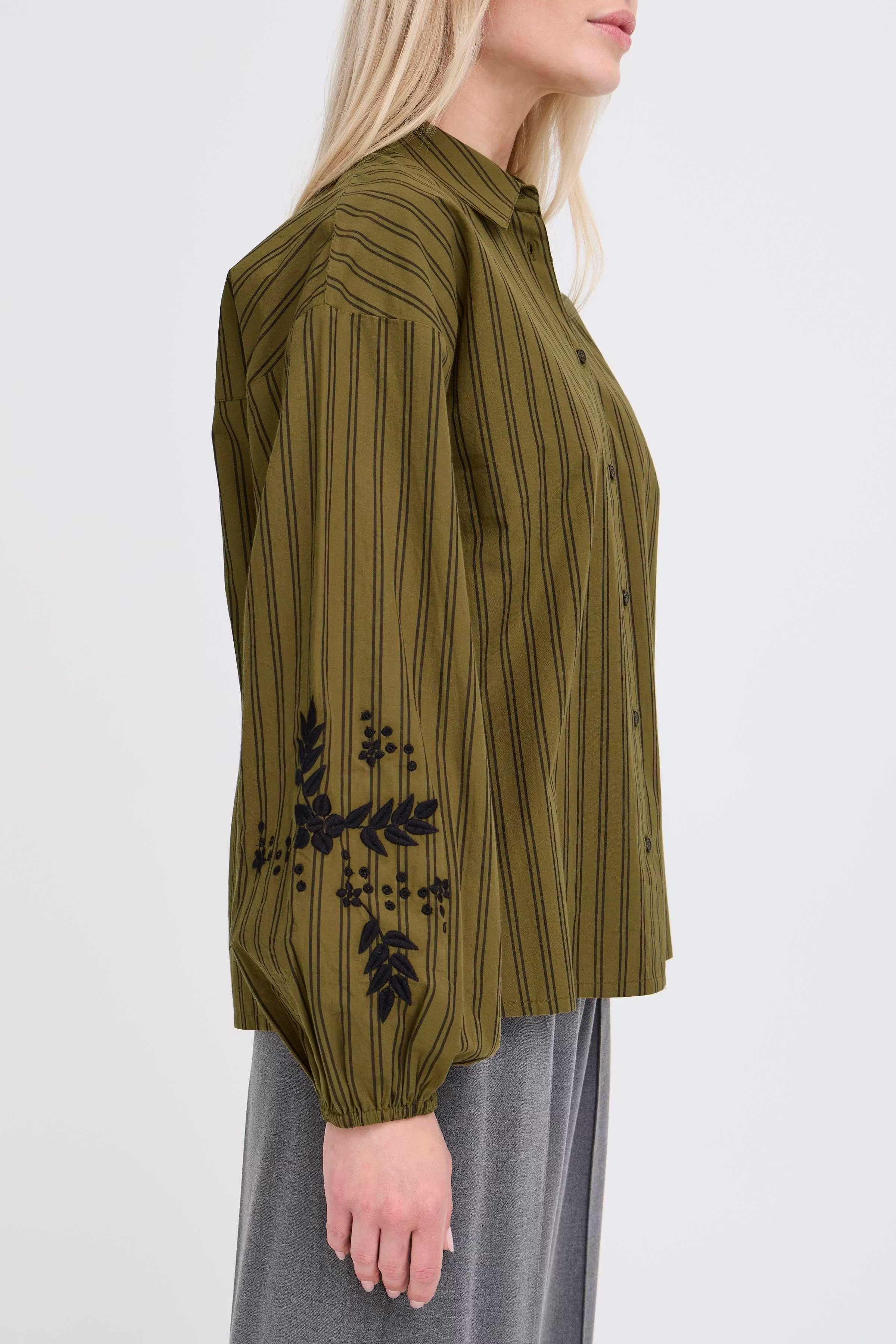 BYILAVA Skjorte LOOKBOOK DETAIL 20818089-900002061