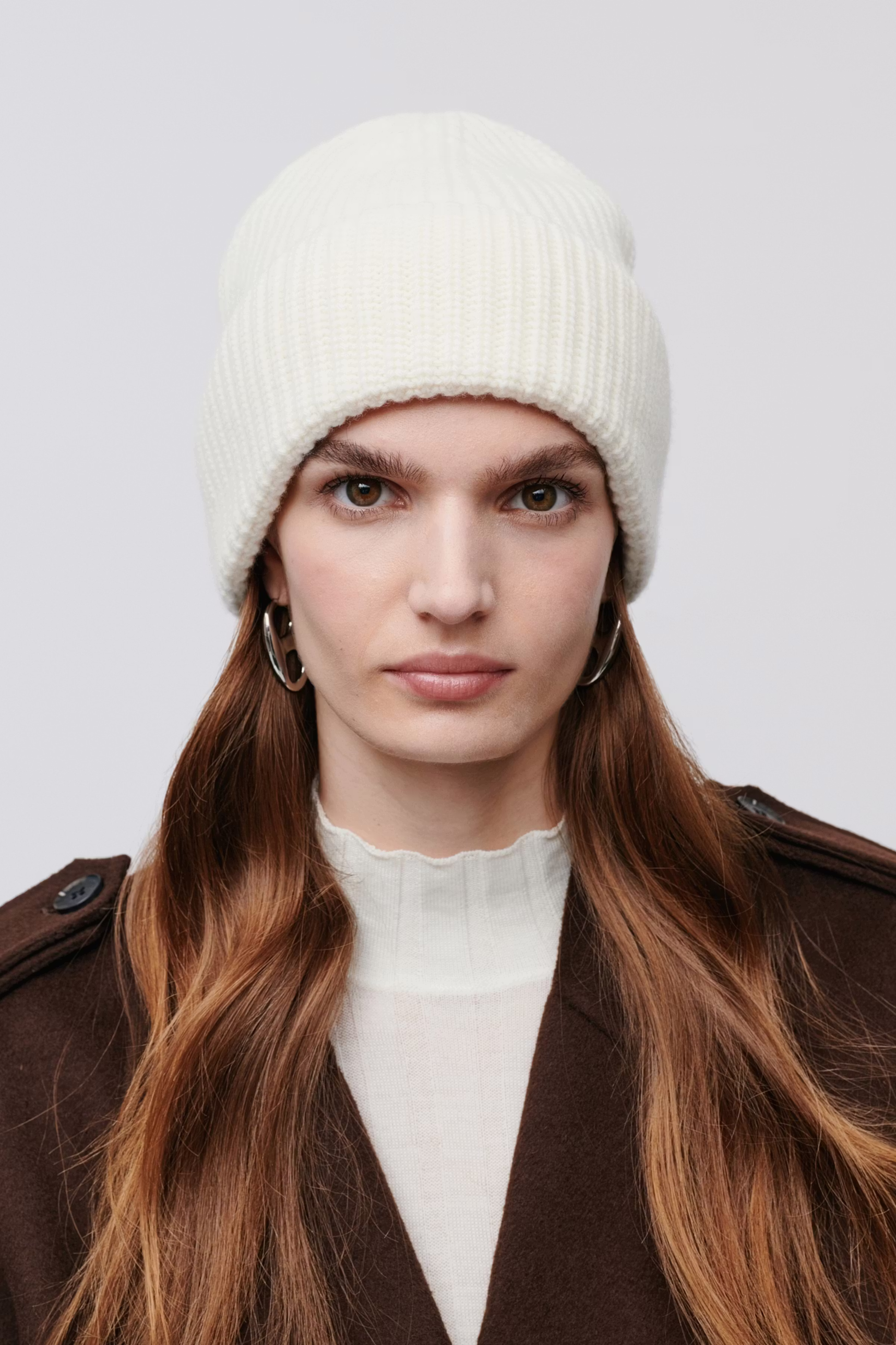 AMBER Hat LOOKBOOK FRONT 30600431-WH020