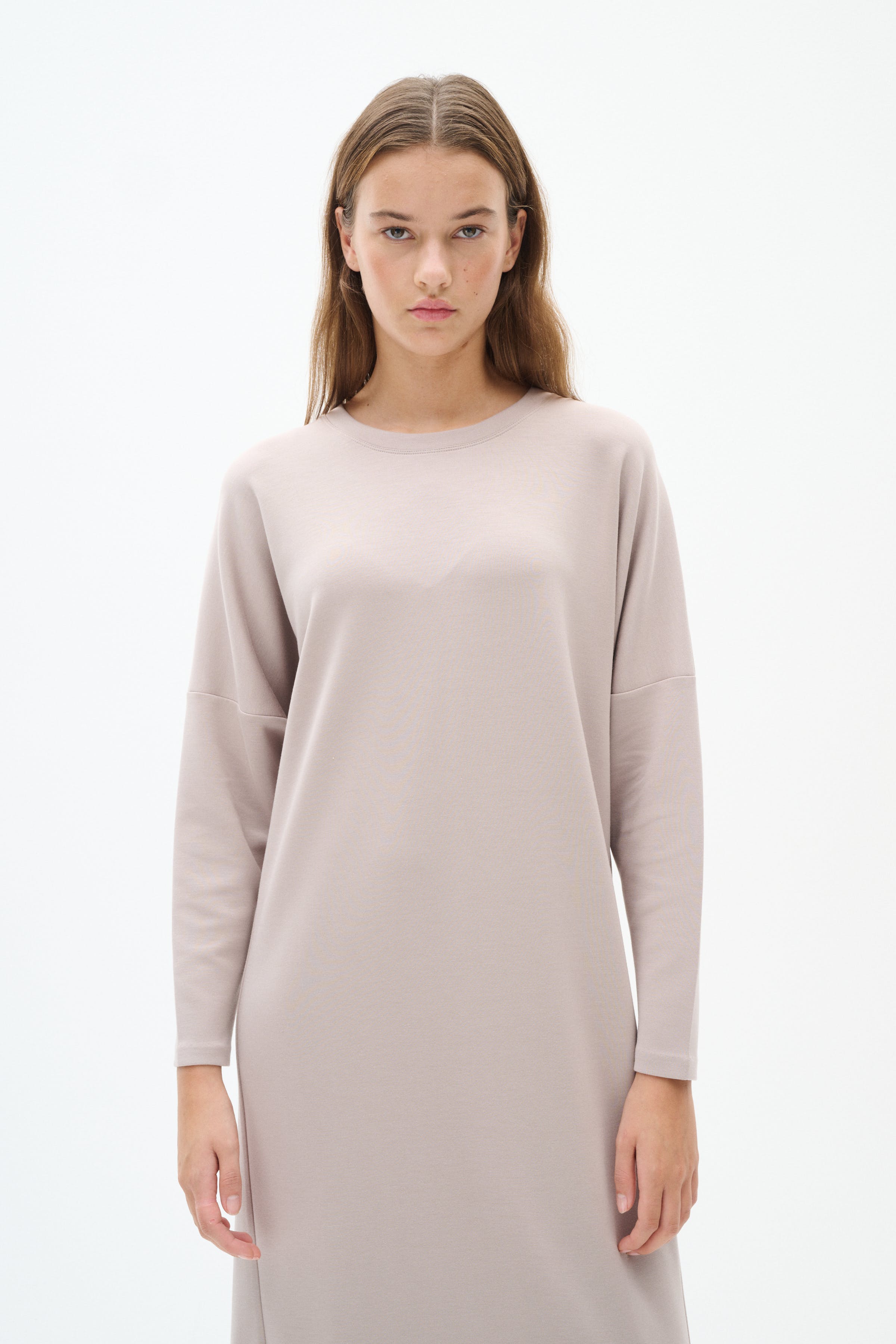 AnniehIW Klänning LOOKBOOK FRONT 30110496-161406