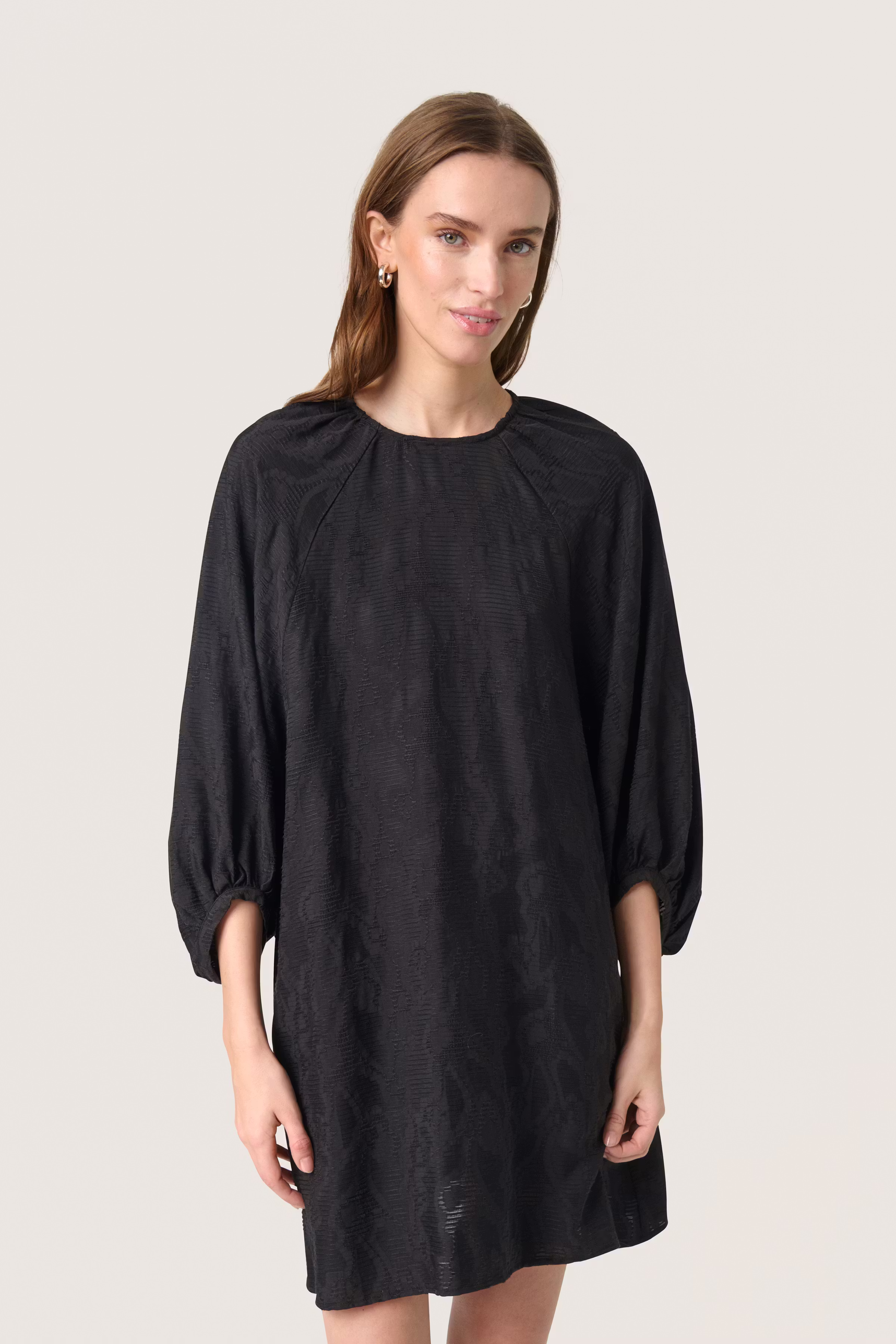 SLAmelina Dress LOOKBOOK FRONT 30408426-194008