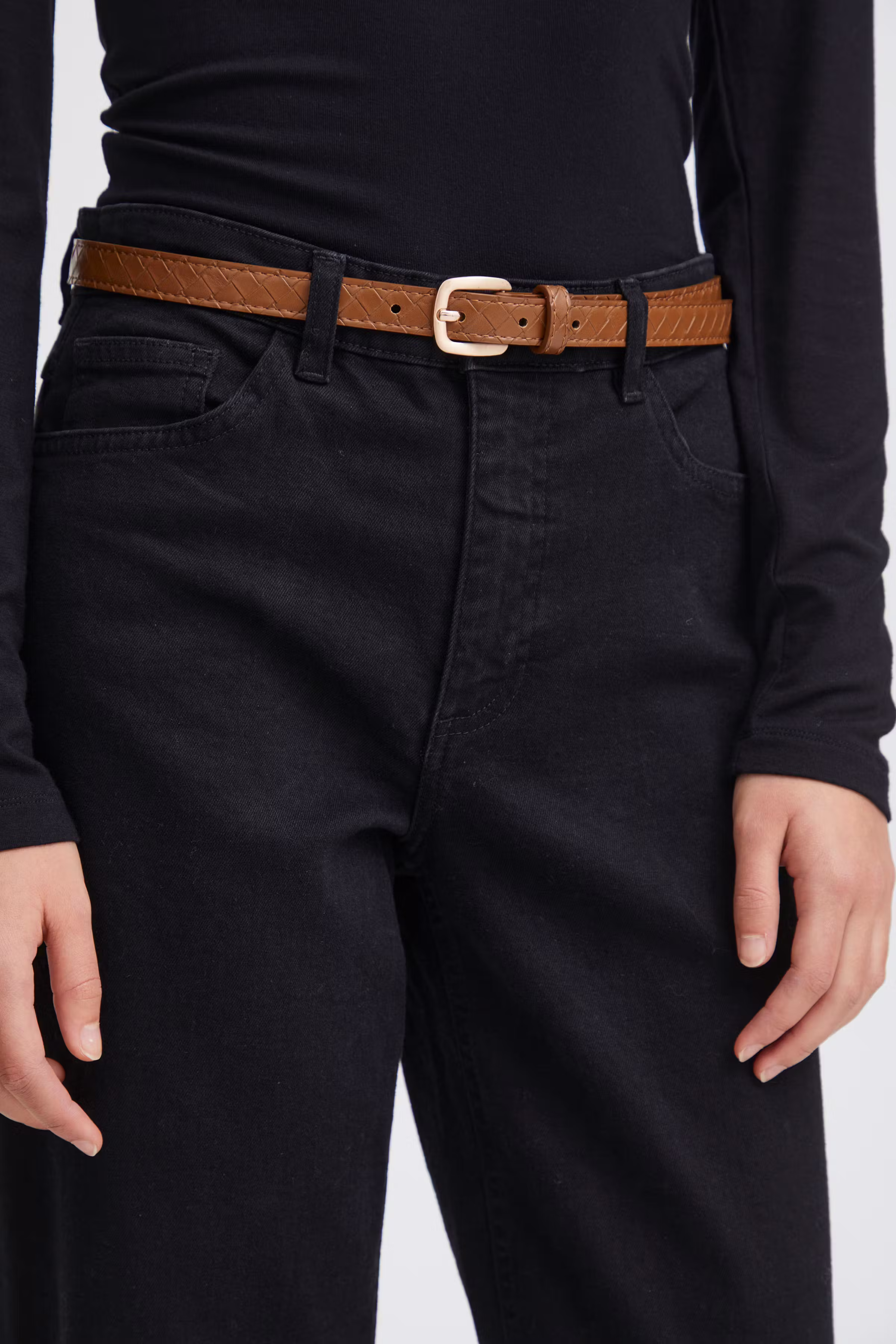 IAOZZY Belt LOOKBOOK DETAIL 20120535-181421