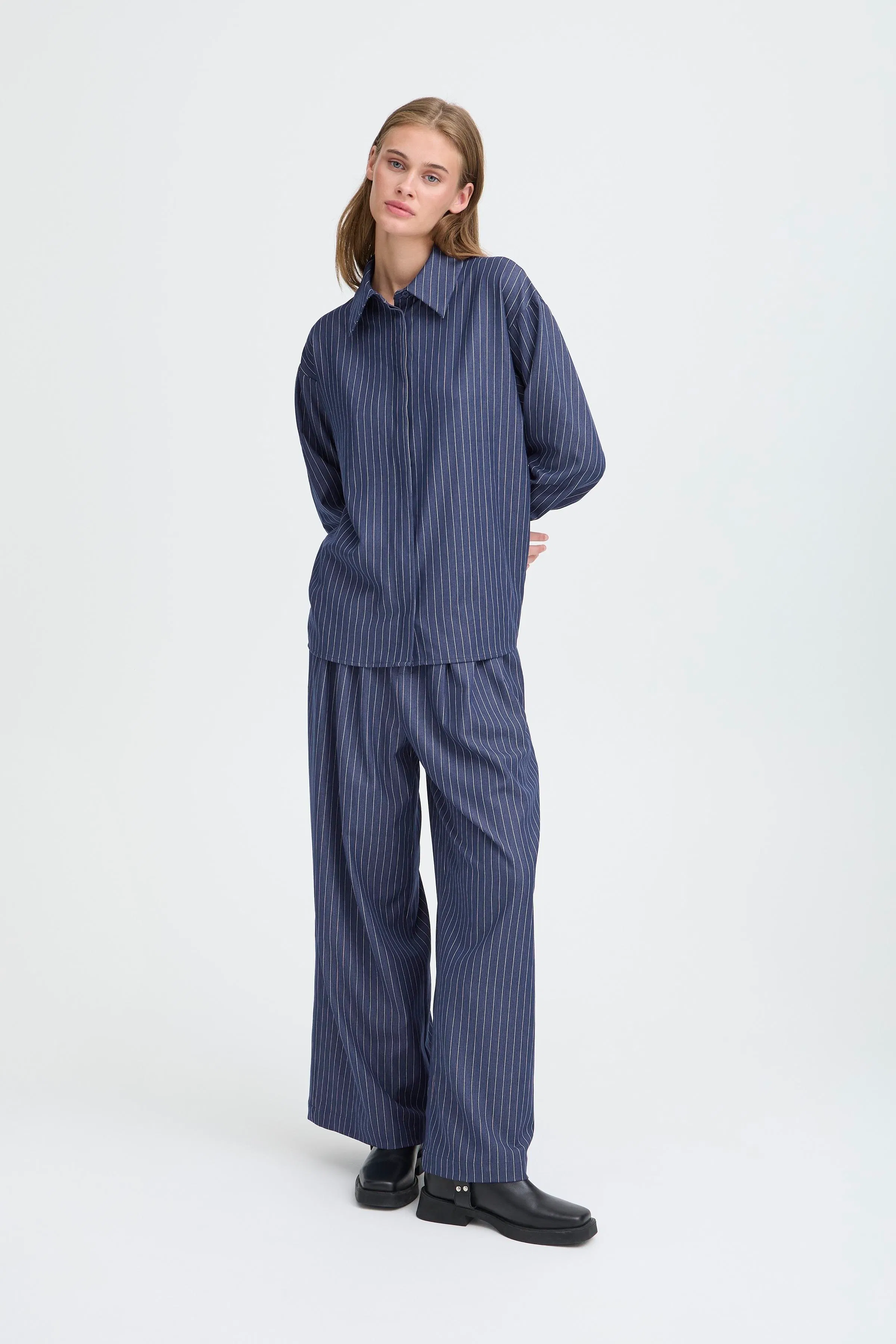 IHXOPHELIA Blouse LOOKBOOK FRONT 20123957-193939