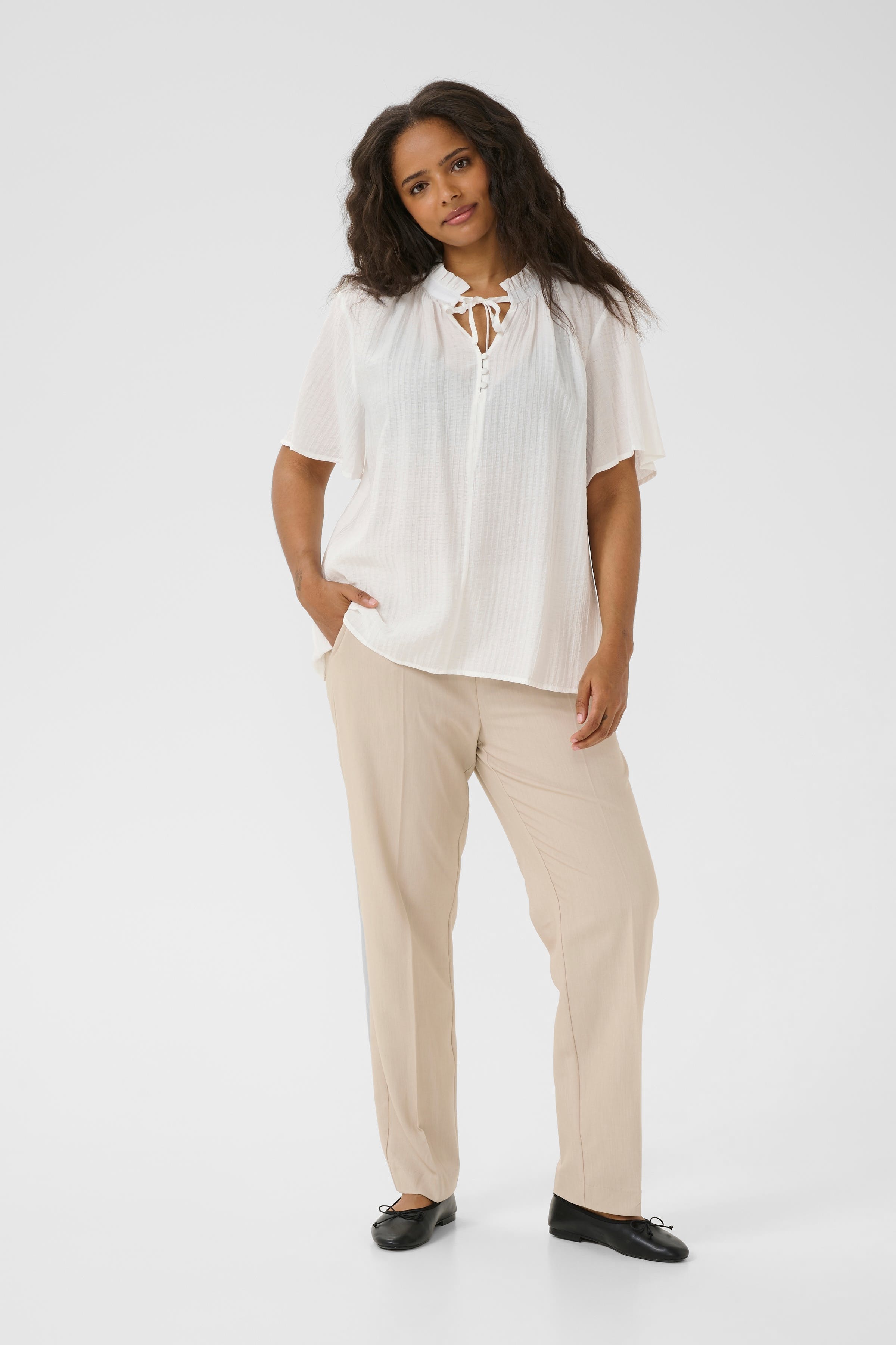 KClisana Blouse LOOKBOOK FRONT 10583412-110602