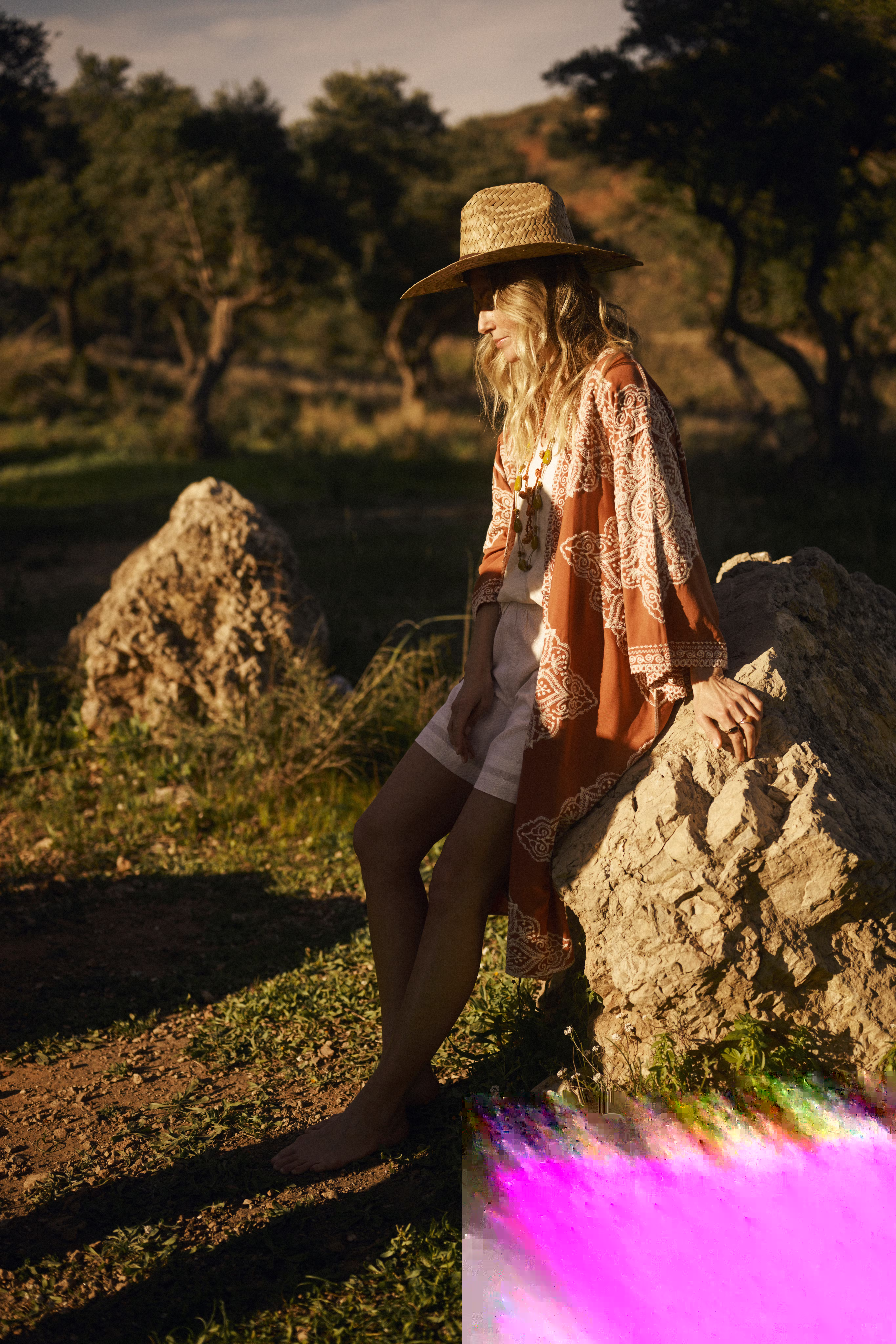 CRTyla Kimono lang LOCATION NONE 10613807-108205