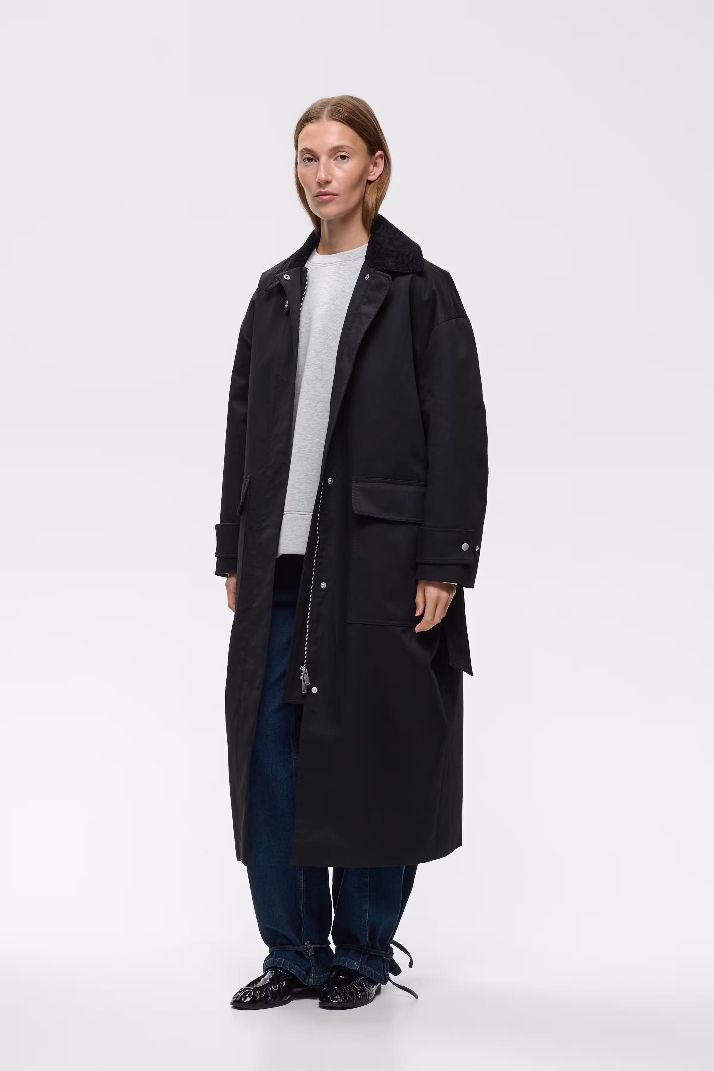 HUNTERYIW Mantel LOOKBOOK FRONT 30112706-194008