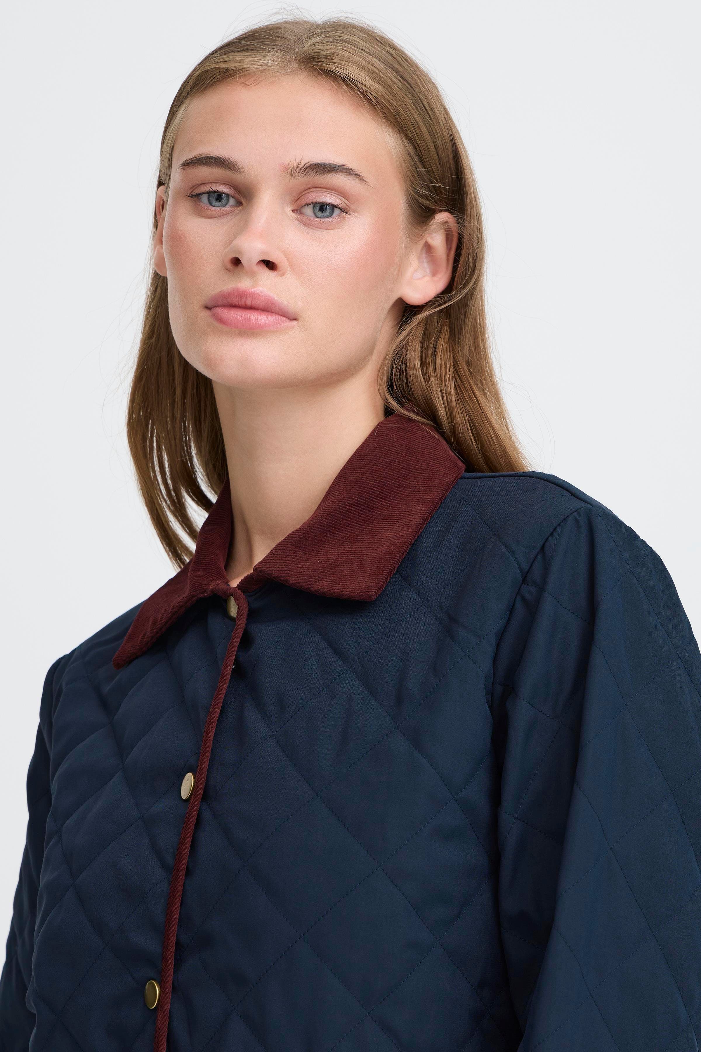 IHBARB Oberbekleidung LOOKBOOK DETAIL 20123858-194010