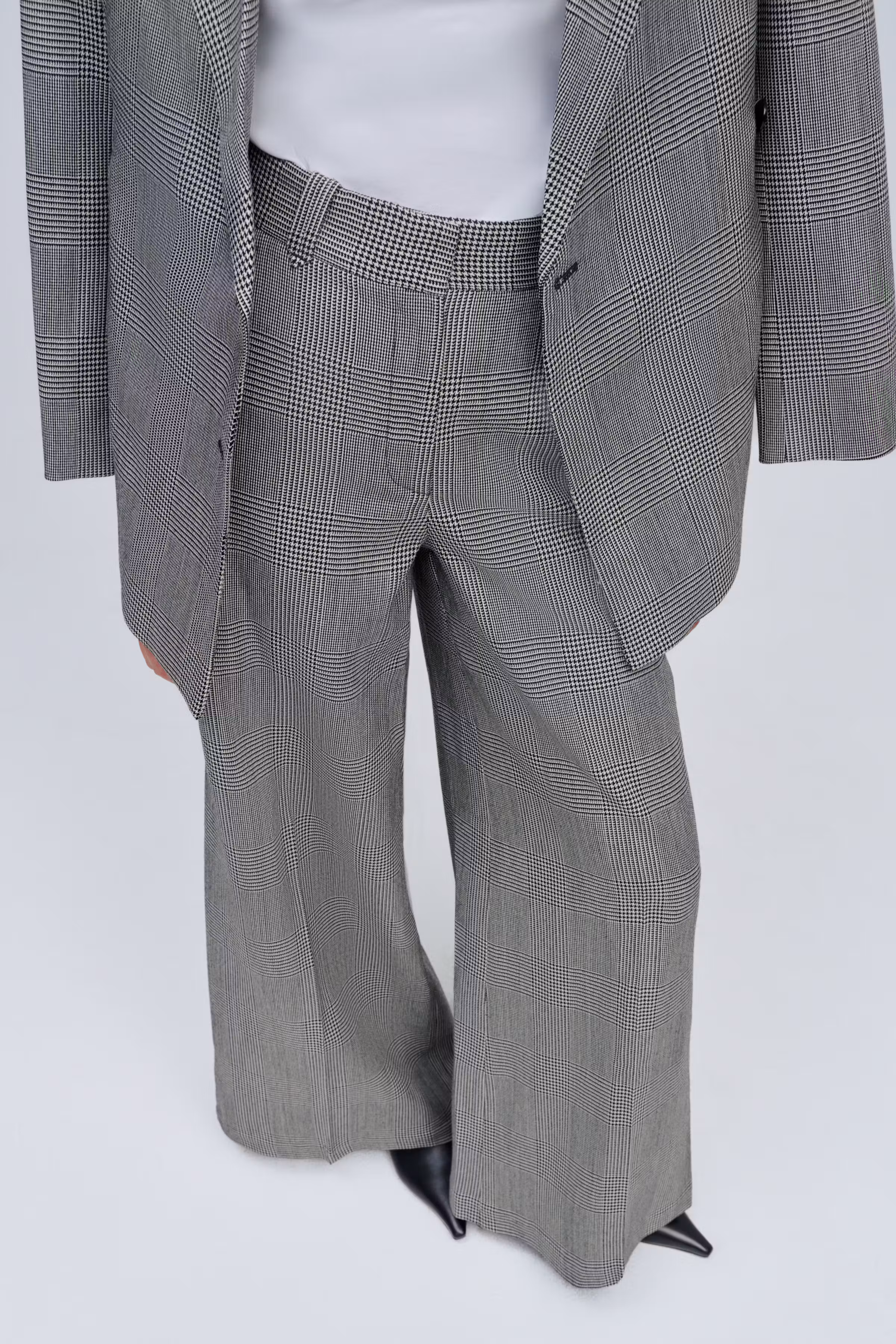 IOPersyia Trousers LOOKBOOK DETAIL 30600059-MC2161