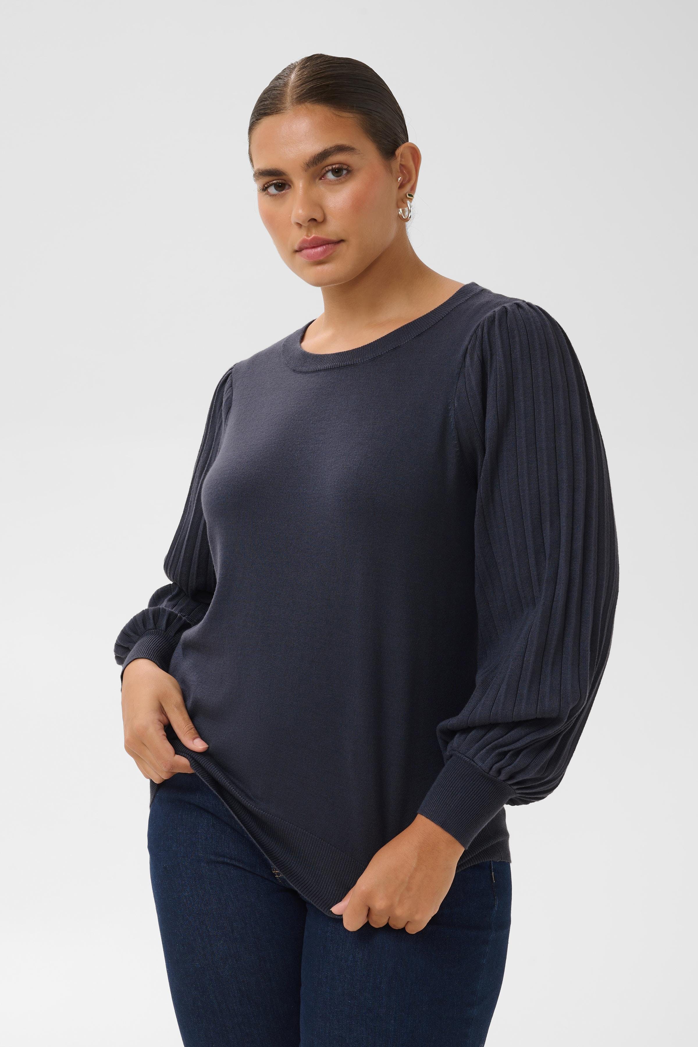 KCloni Pullover LOOKBOOK FRONT 10581811-193927