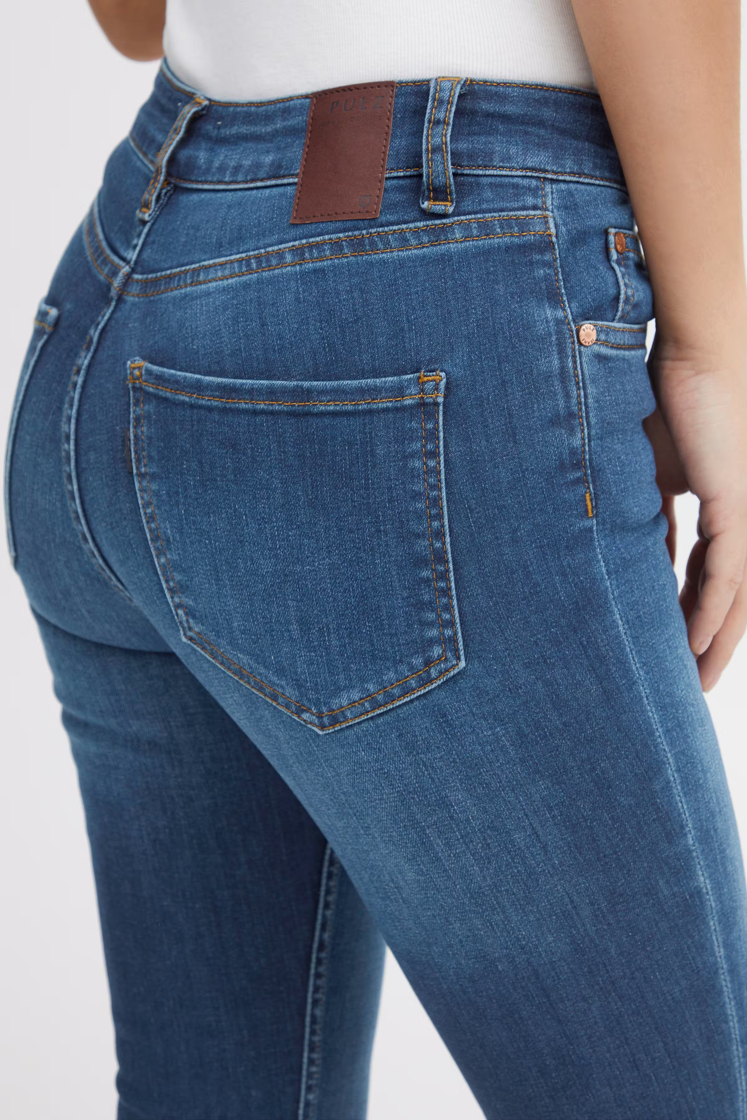 PZTRACY Jeans LOOKBOOK DETAIL 50205141-200008