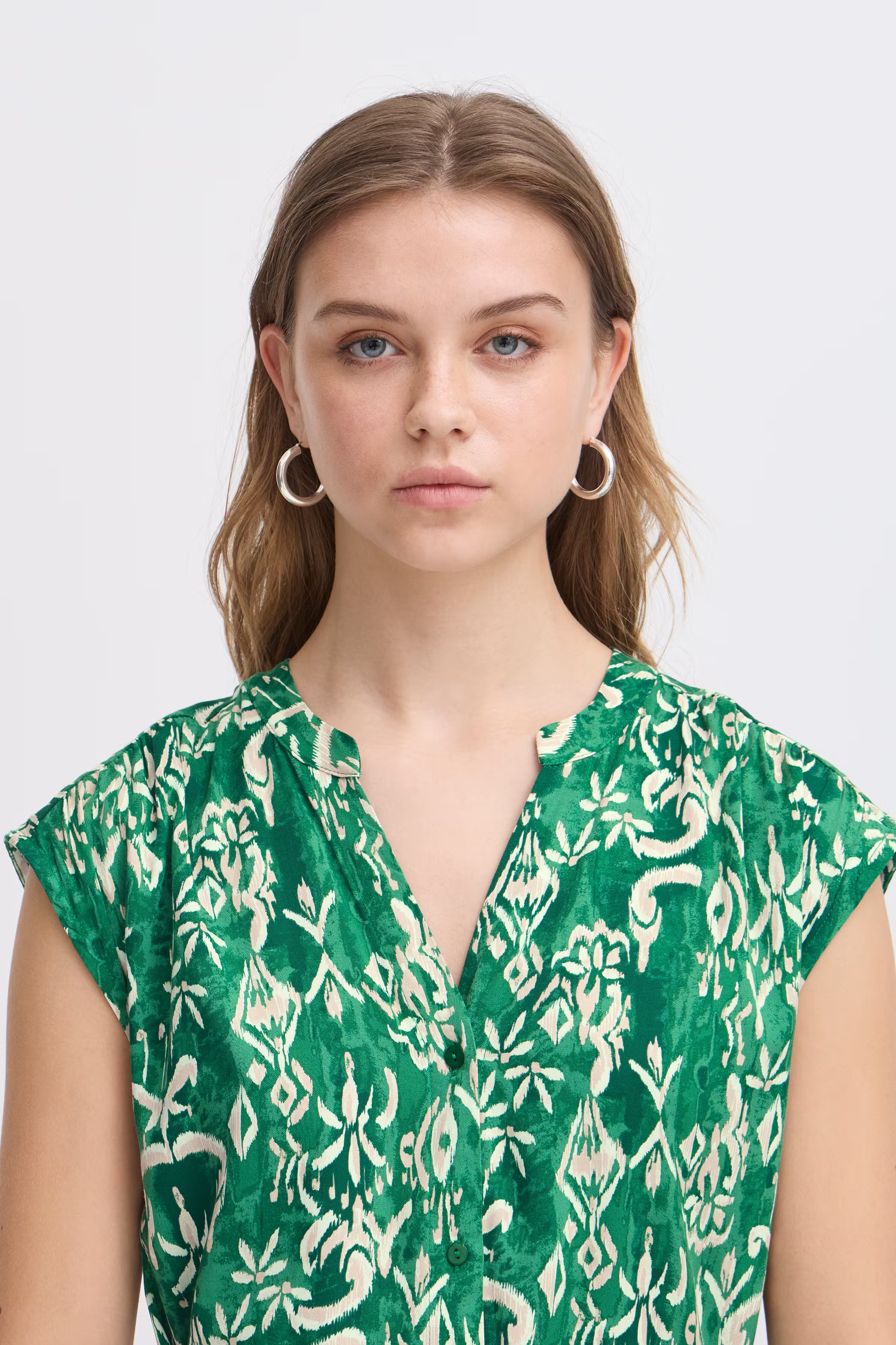 IHAYA Robe LOOKBOOK DETAIL 20123316-204615