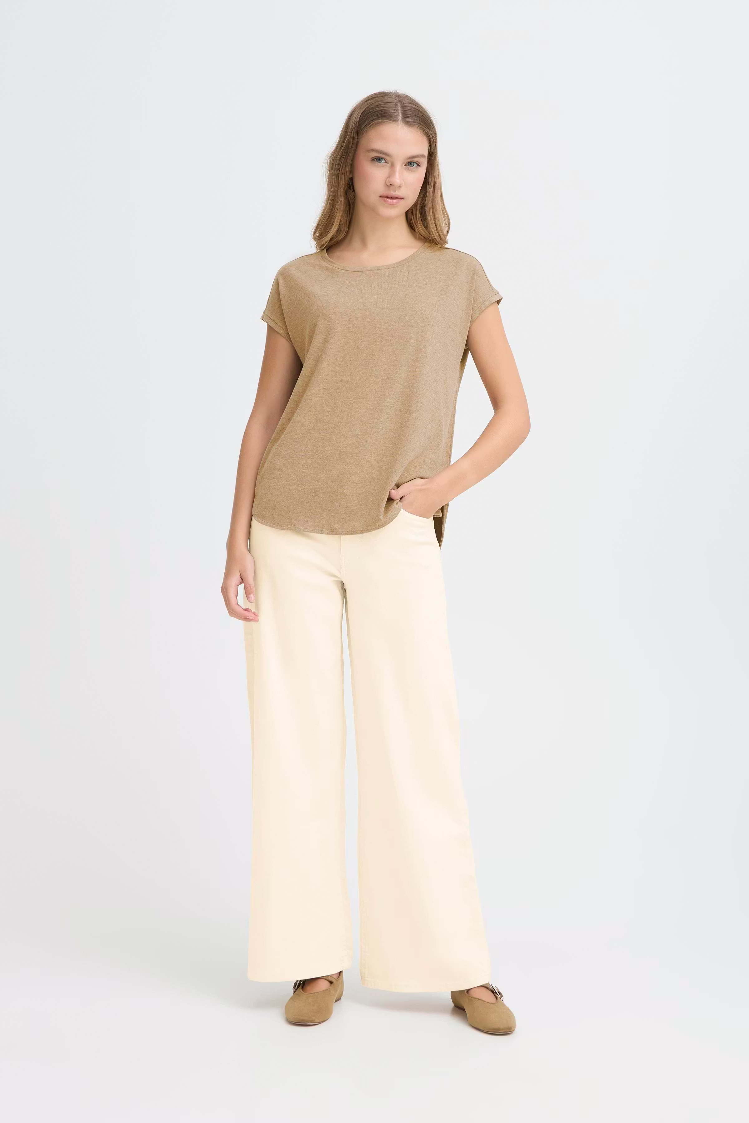 IHREBELLY T-shirt LOOKBOOK FRONT 20125199-171314