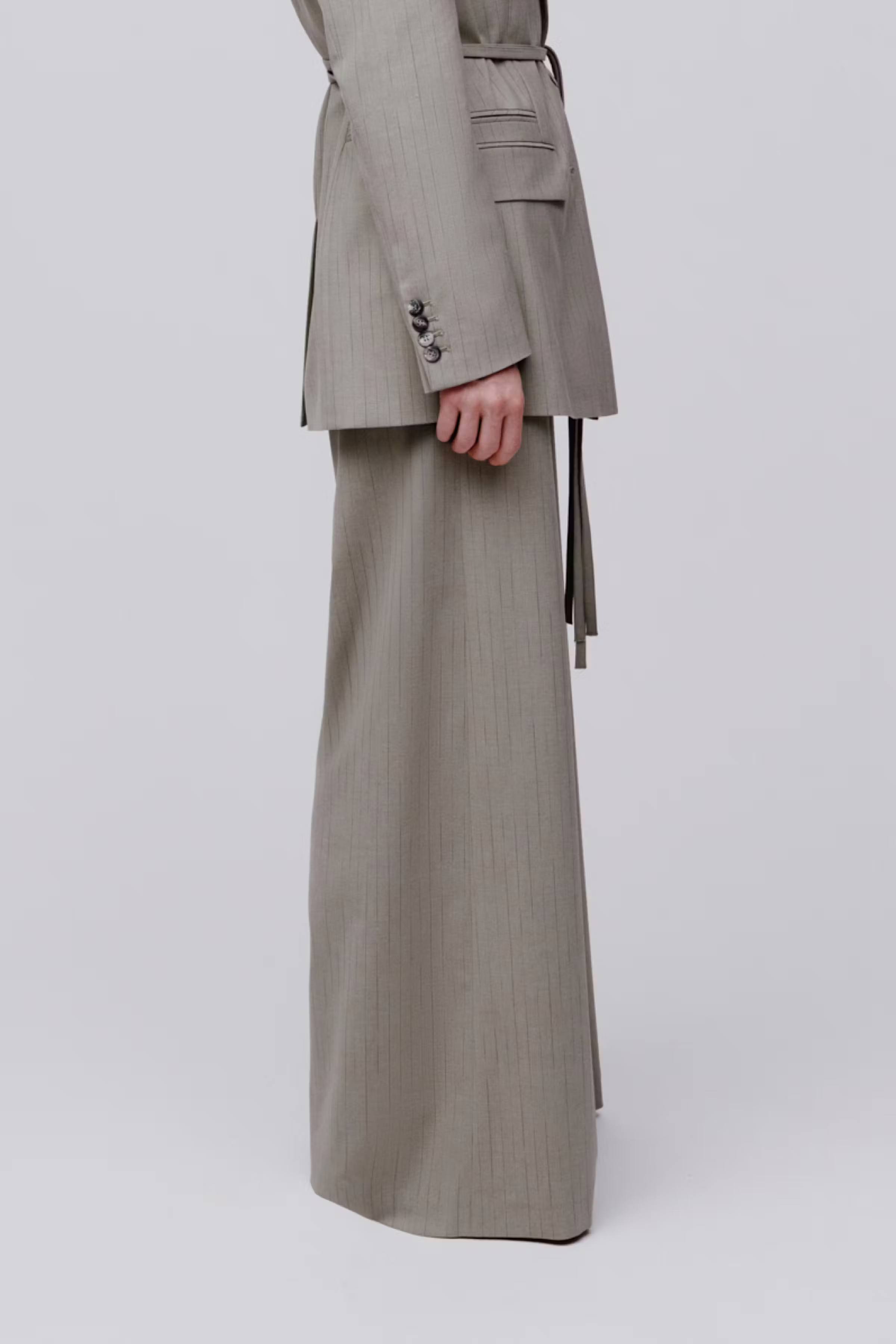 PATTI Trousers LOOKBOOK DETAIL 30600628-MC2168