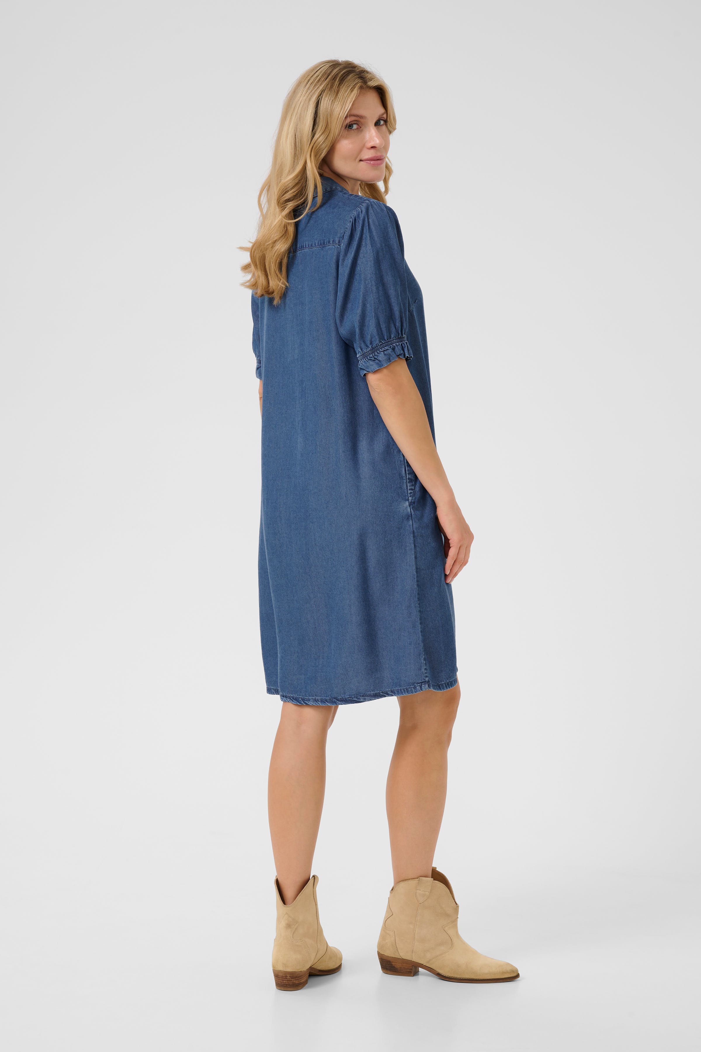 CRMolly Kjole LOOKBOOK BACK 10613523-105888