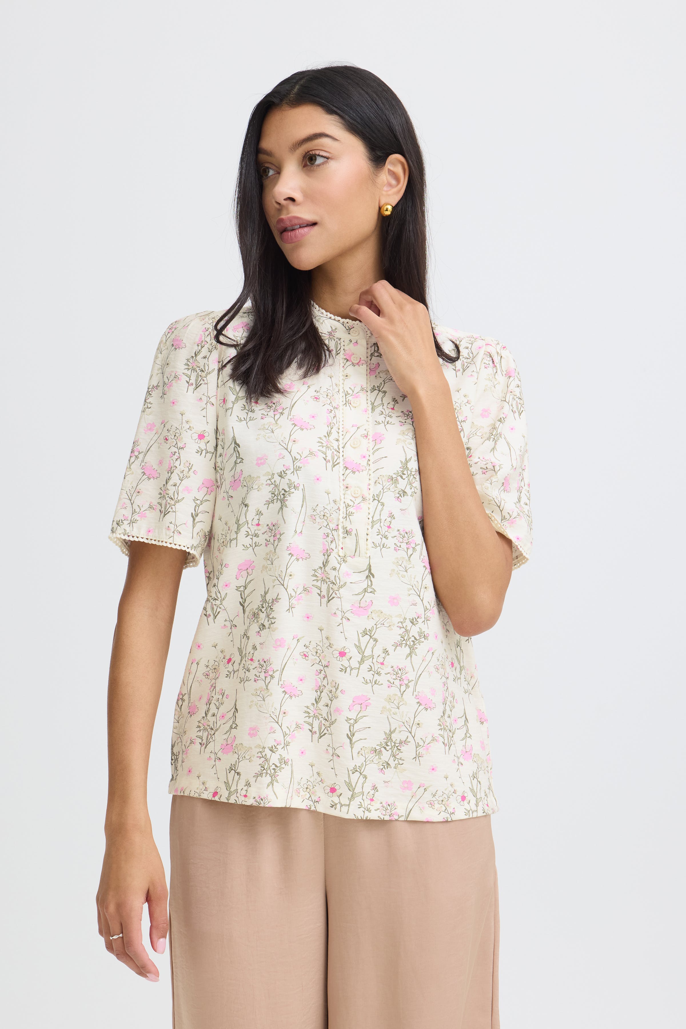 BYISSISA Bluse LOOKBOOK FRONT 20818908-900007228