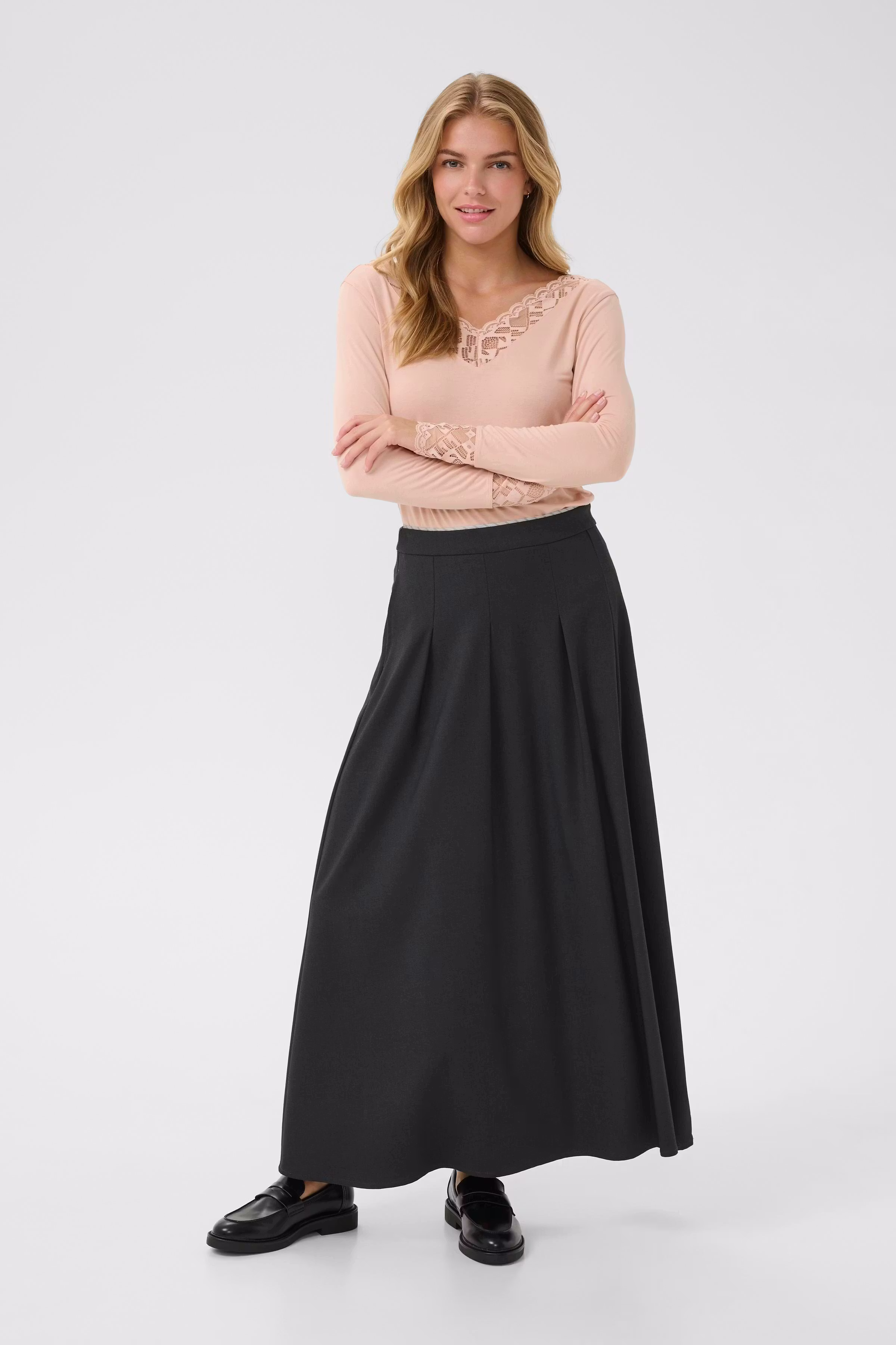 CRBabeth Kjol LOOKBOOK FRONT 10614313-101156