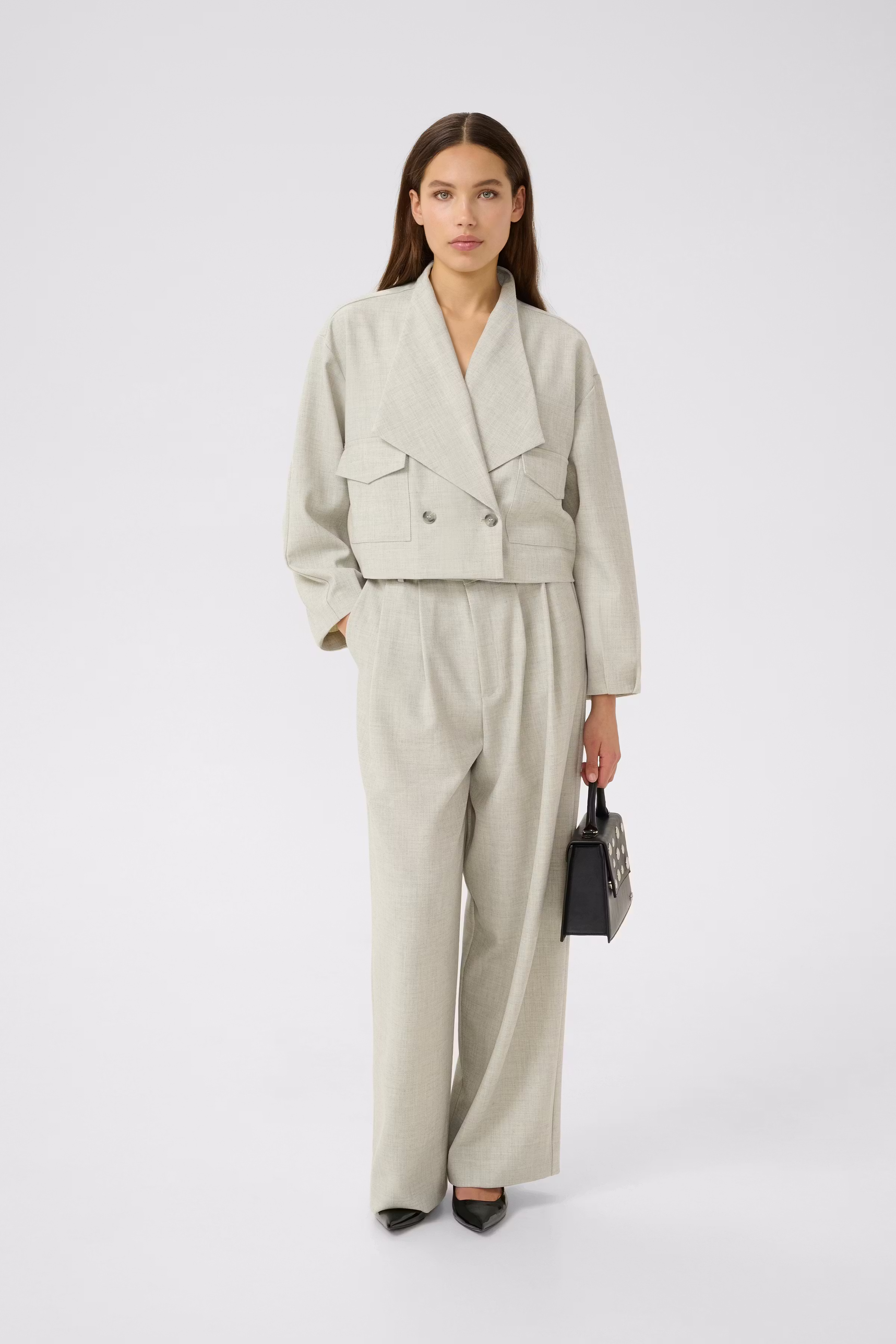 GZwiana Trousers LOOKBOOK FRONT 10910634-107195