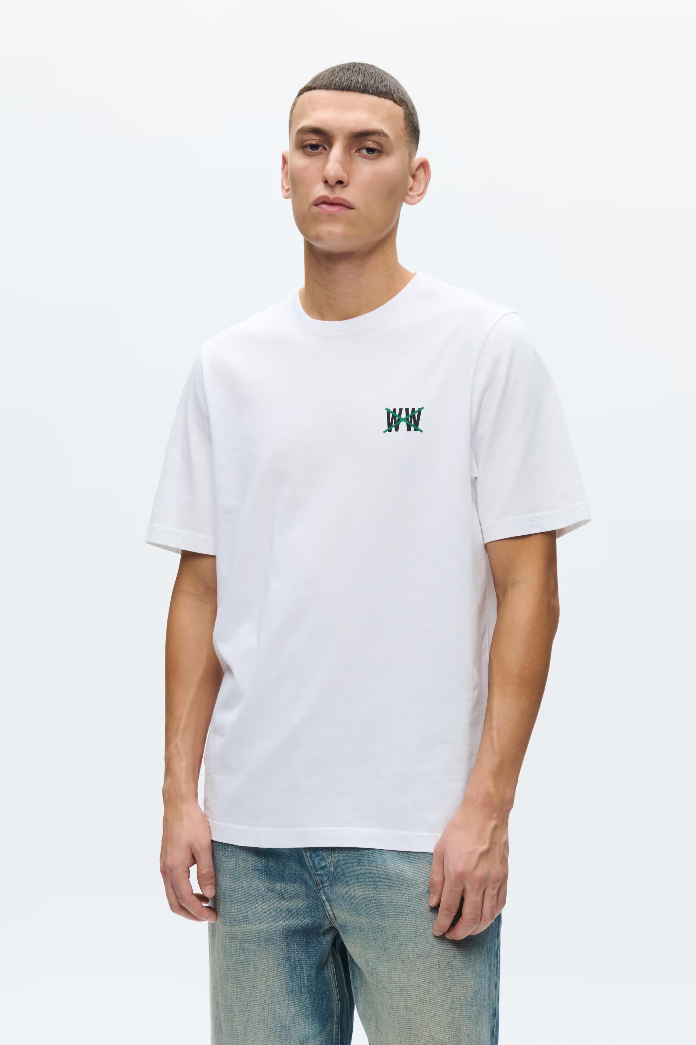 WWBobby T-shirt taxi  LOOKBOOK FRONT 30252001-110601