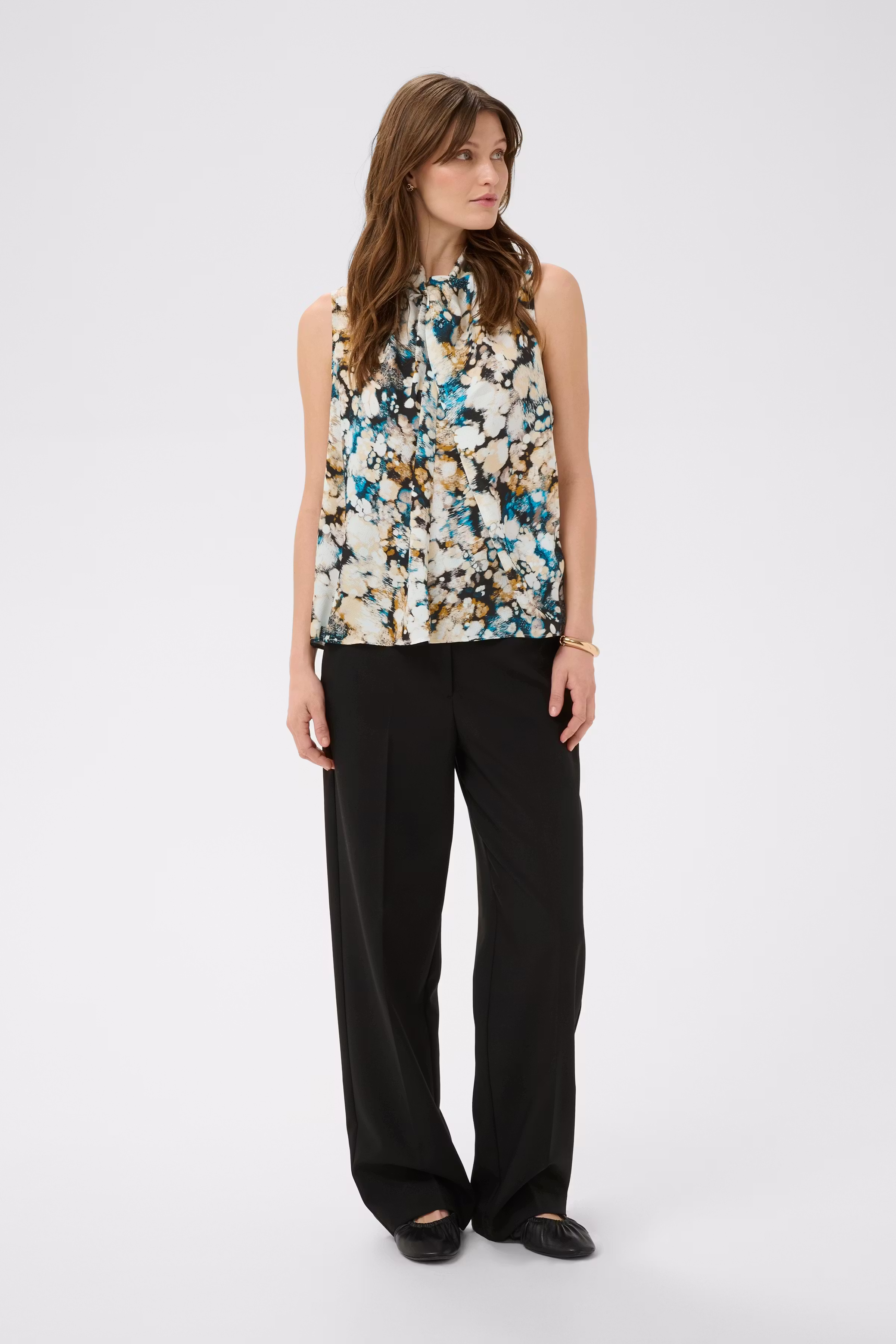 SLParis Bluse LOOKBOOK FRONT 30409588-305360