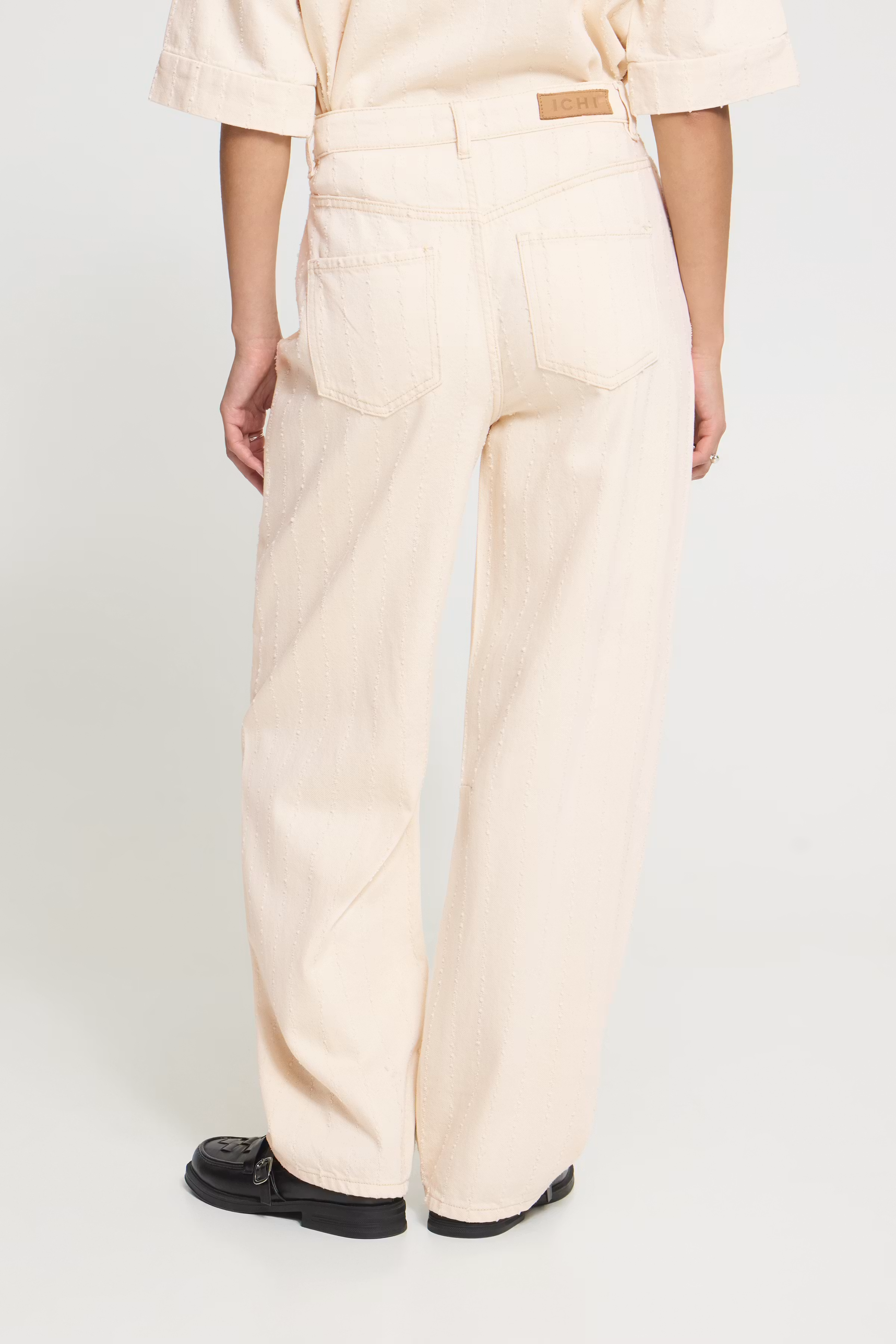 IHHEZALLO Jeans LOOKBOOK BACK 20126204-130905