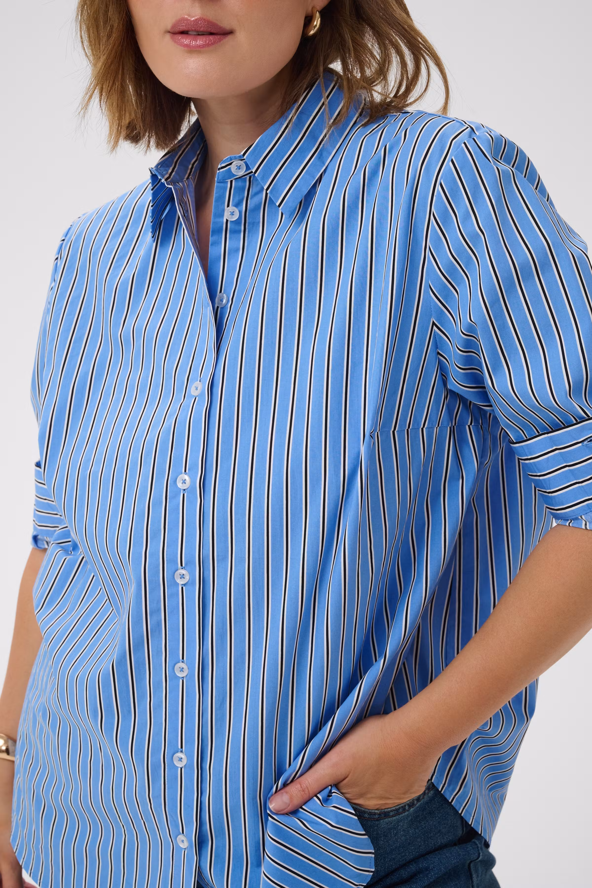 KCsavina Shirt LOOKBOOK DETAIL 10584400-109922