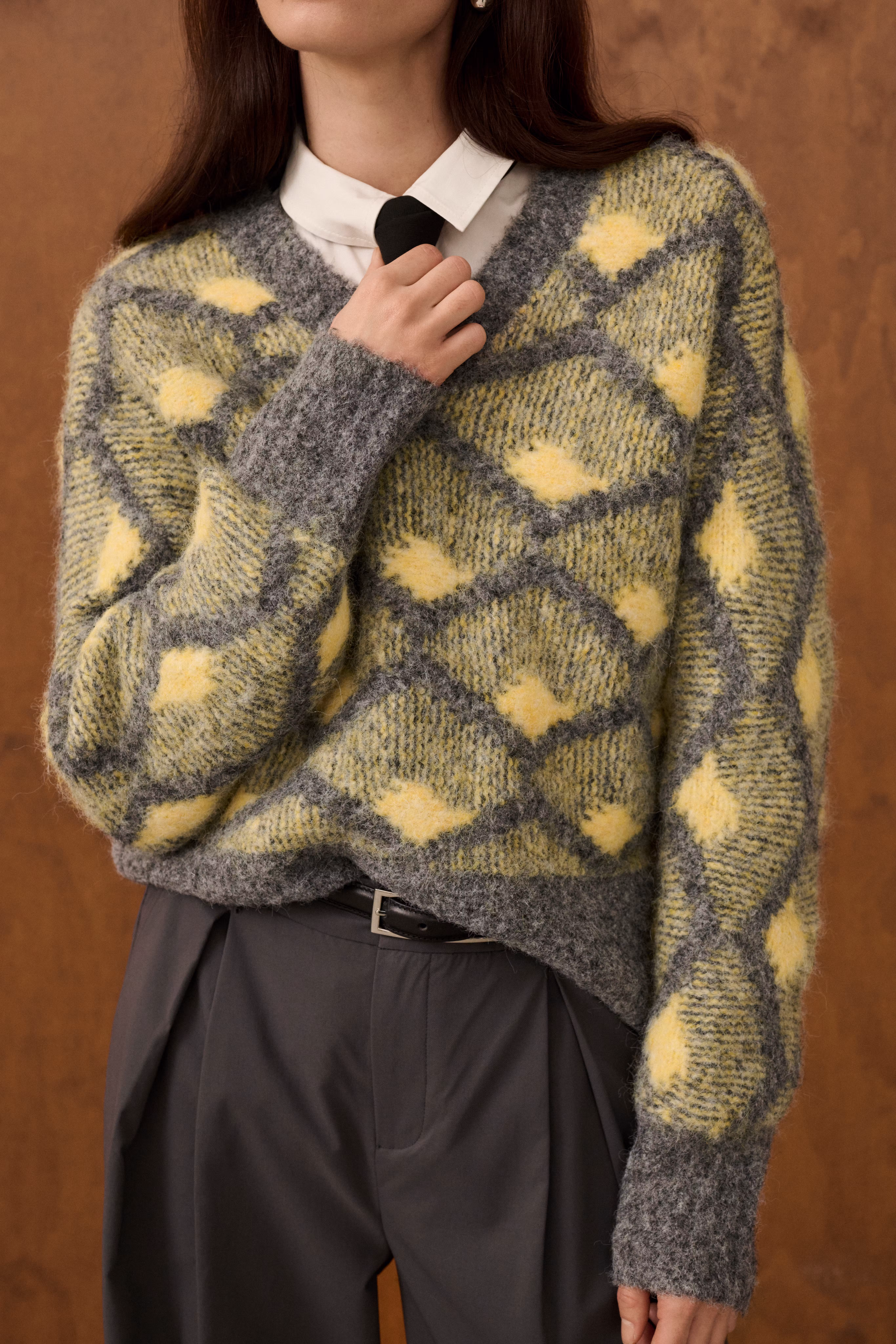 CUgilan Pullover LOCATION NONE 50113491-109948