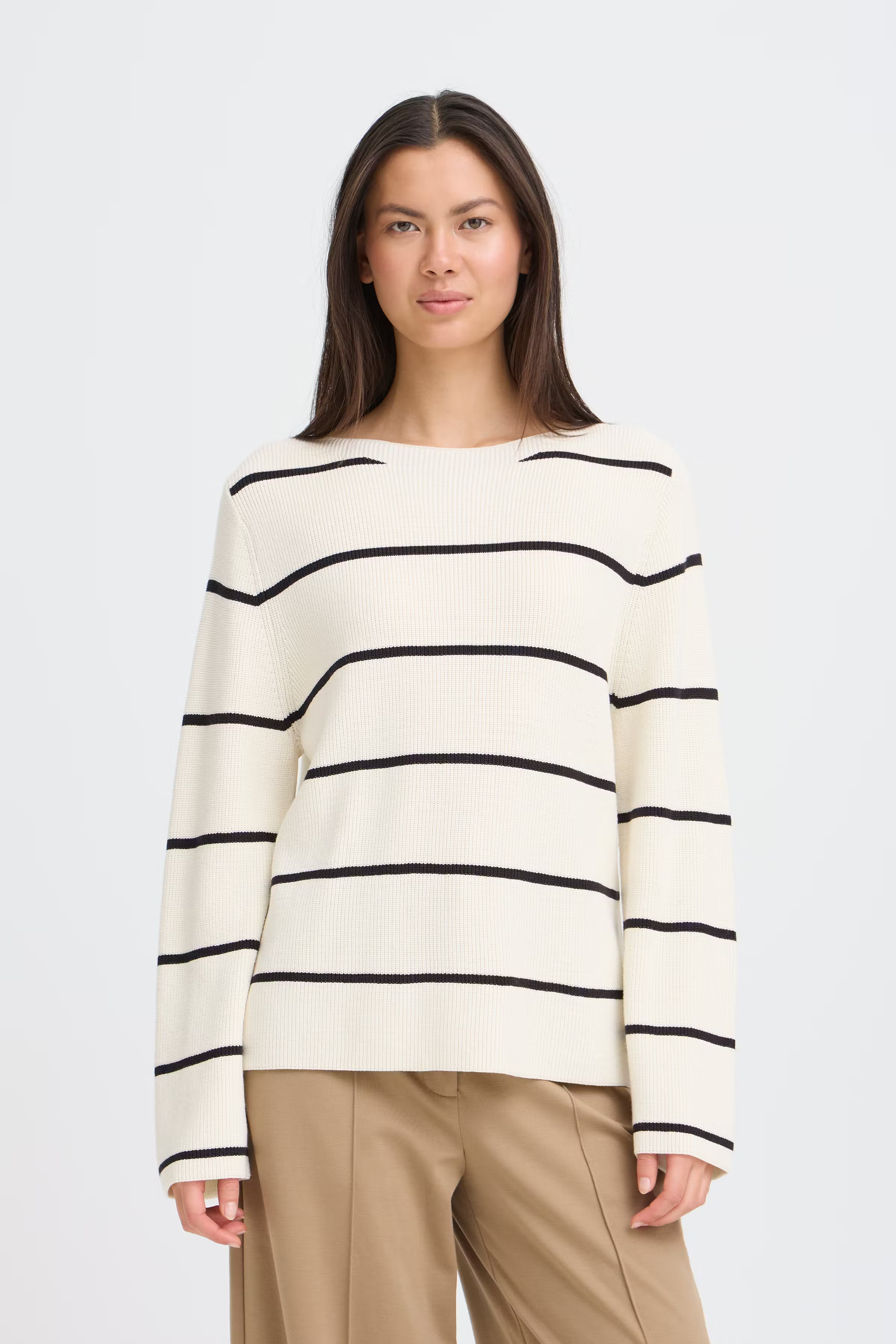 IHBOSTON Pullover LOOKBOOK FRONT 20121505-900004923