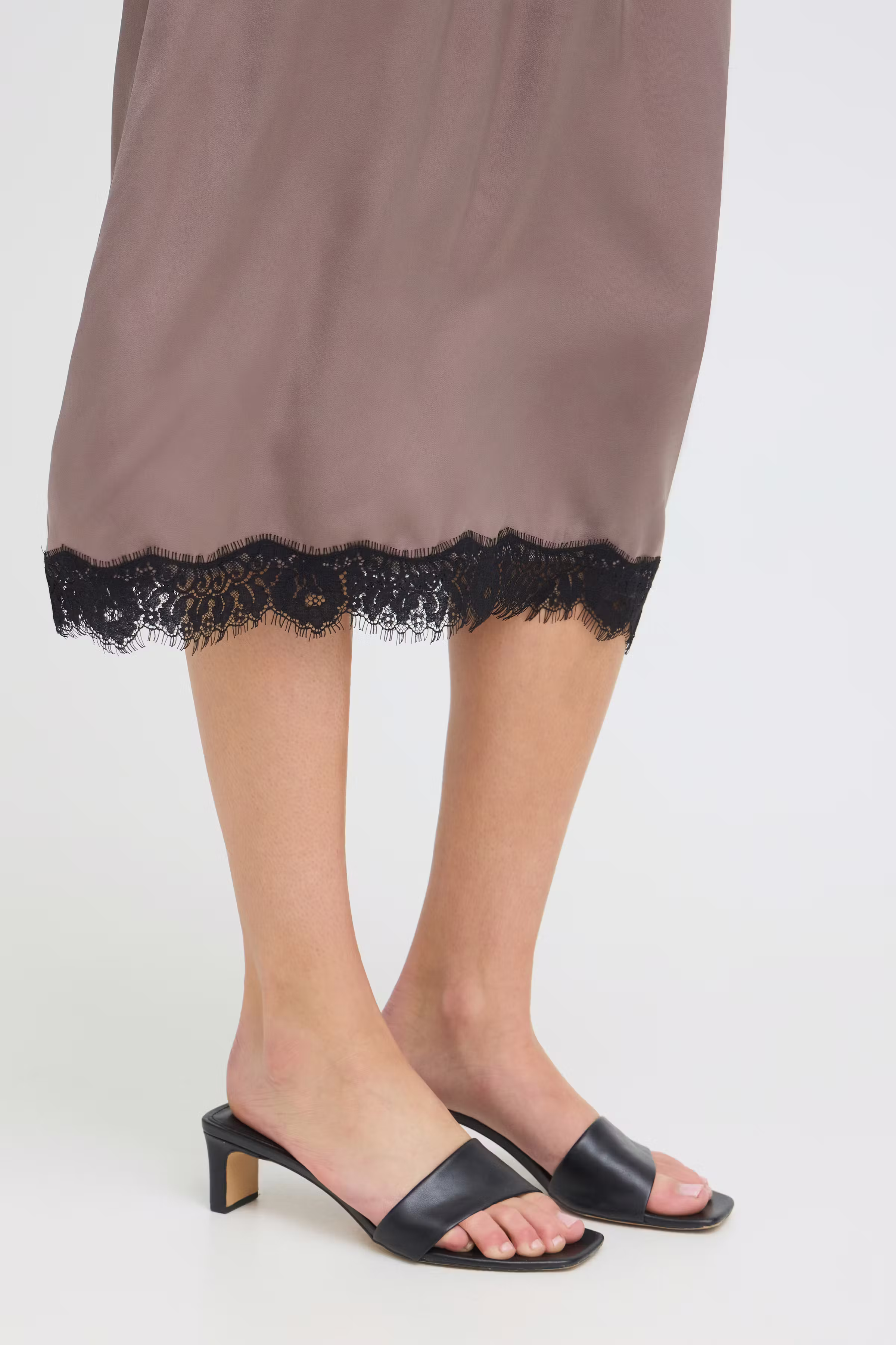 BYXFELICI Kjole LOOKBOOK DETAIL 20820056-181306