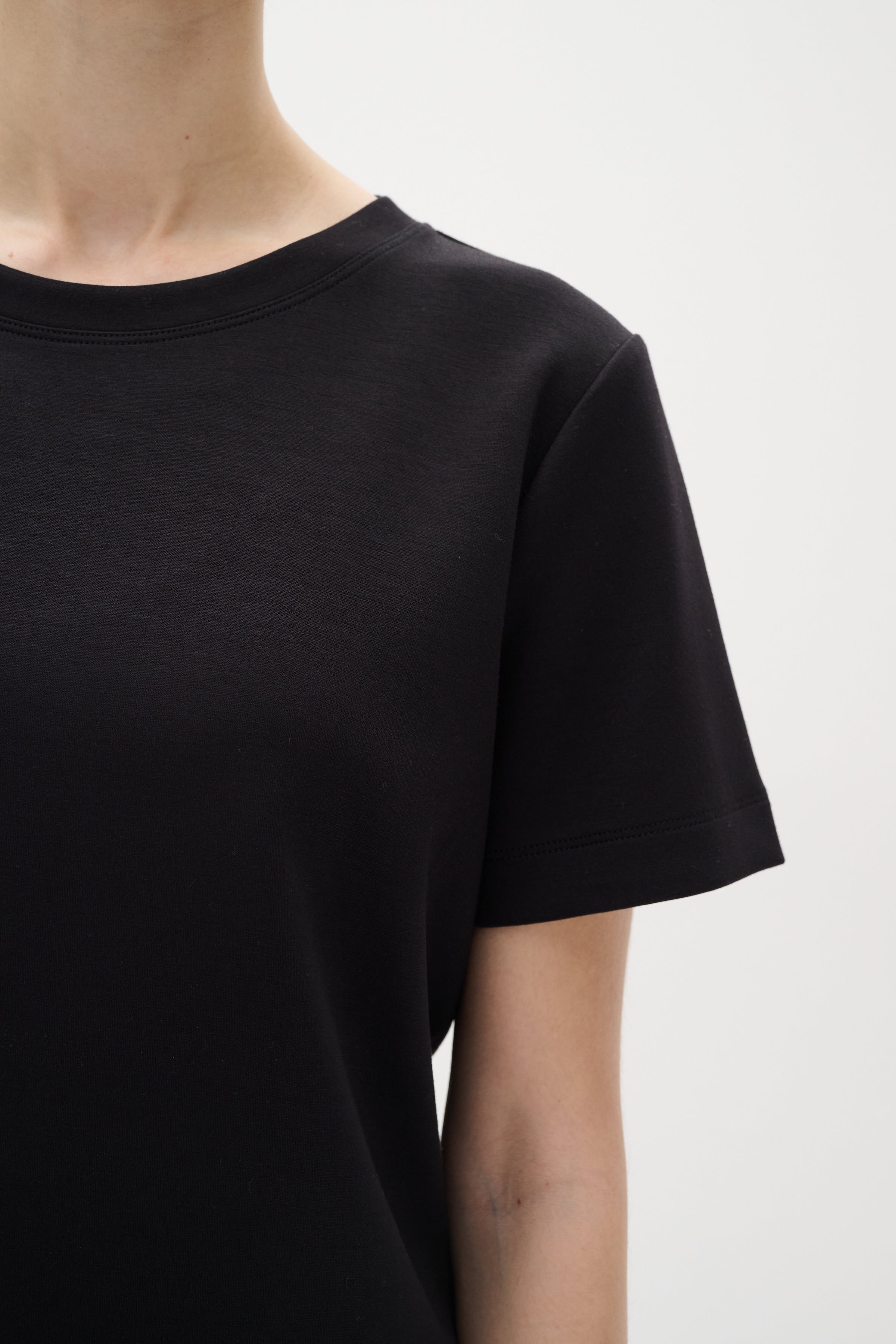 VincentIW Vincent T-shirt LOOKBOOK DETAIL 30106201-194008