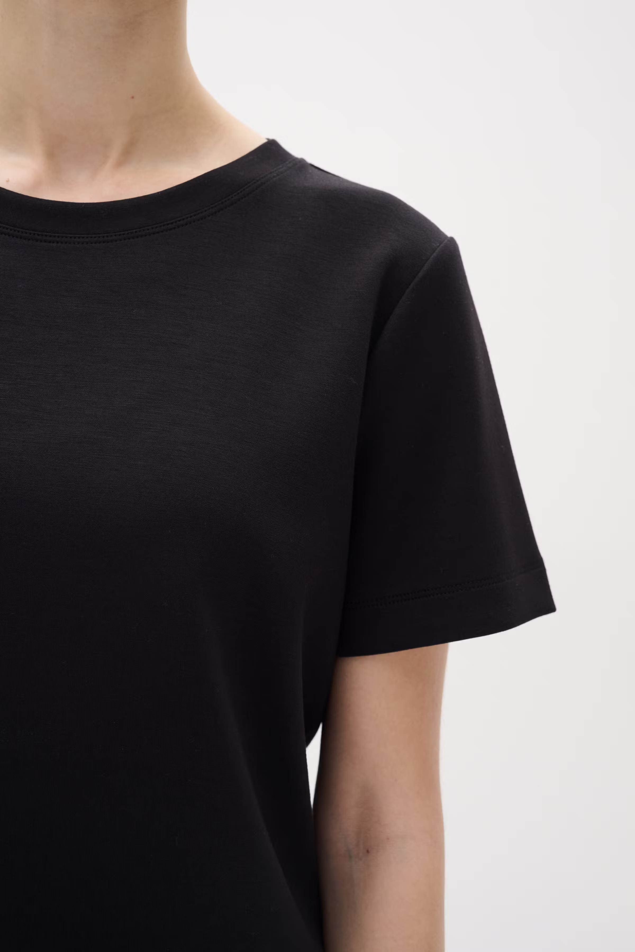 VincentIW Vincent T-shirt LOOKBOOK DETAIL 30106201-194008