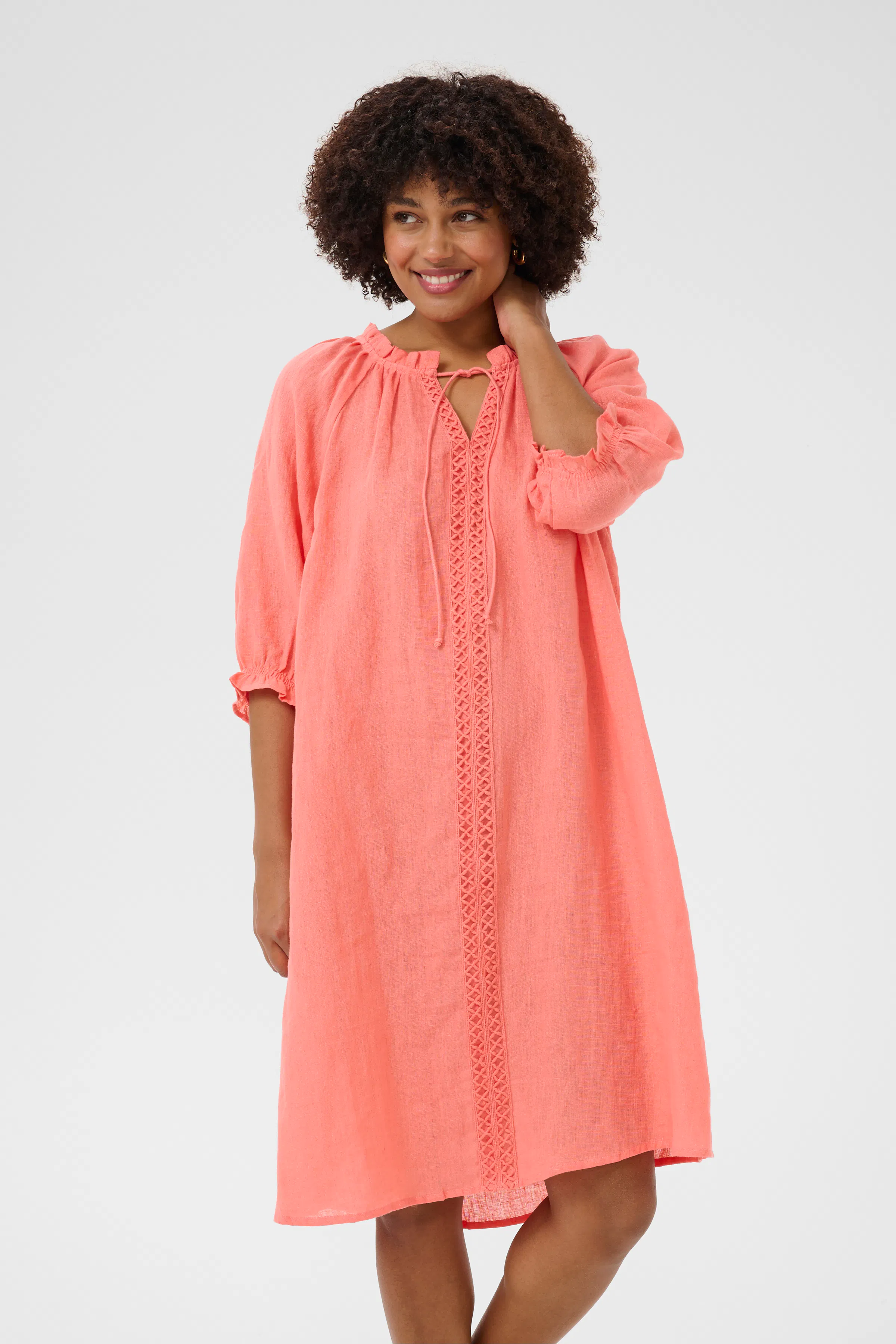 CRBellis Linnen jurk LOOKBOOK FRONT 10613470-171643