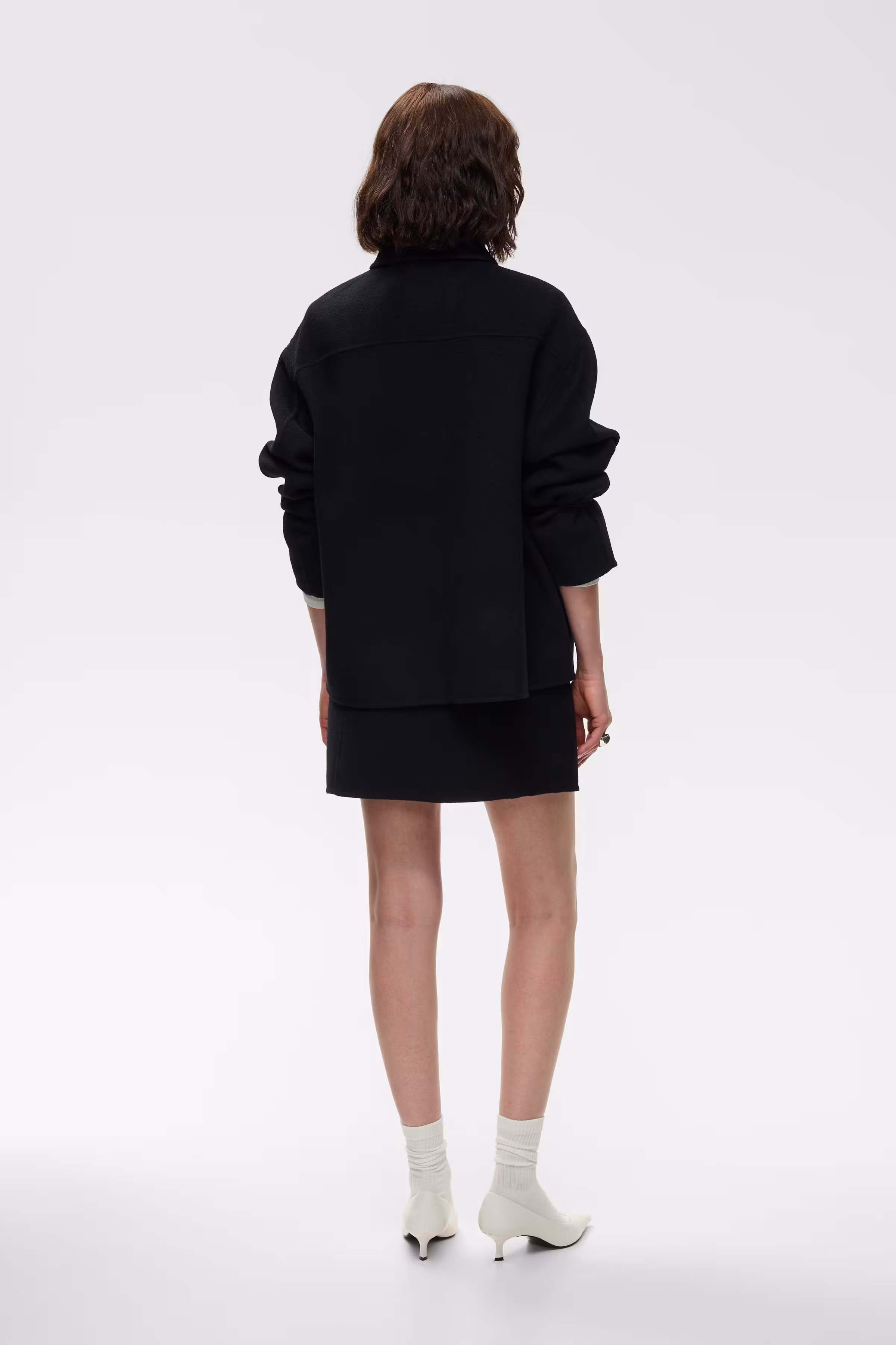 IOJocasta Outerwear LOOKBOOK BACK 30600102-BK999