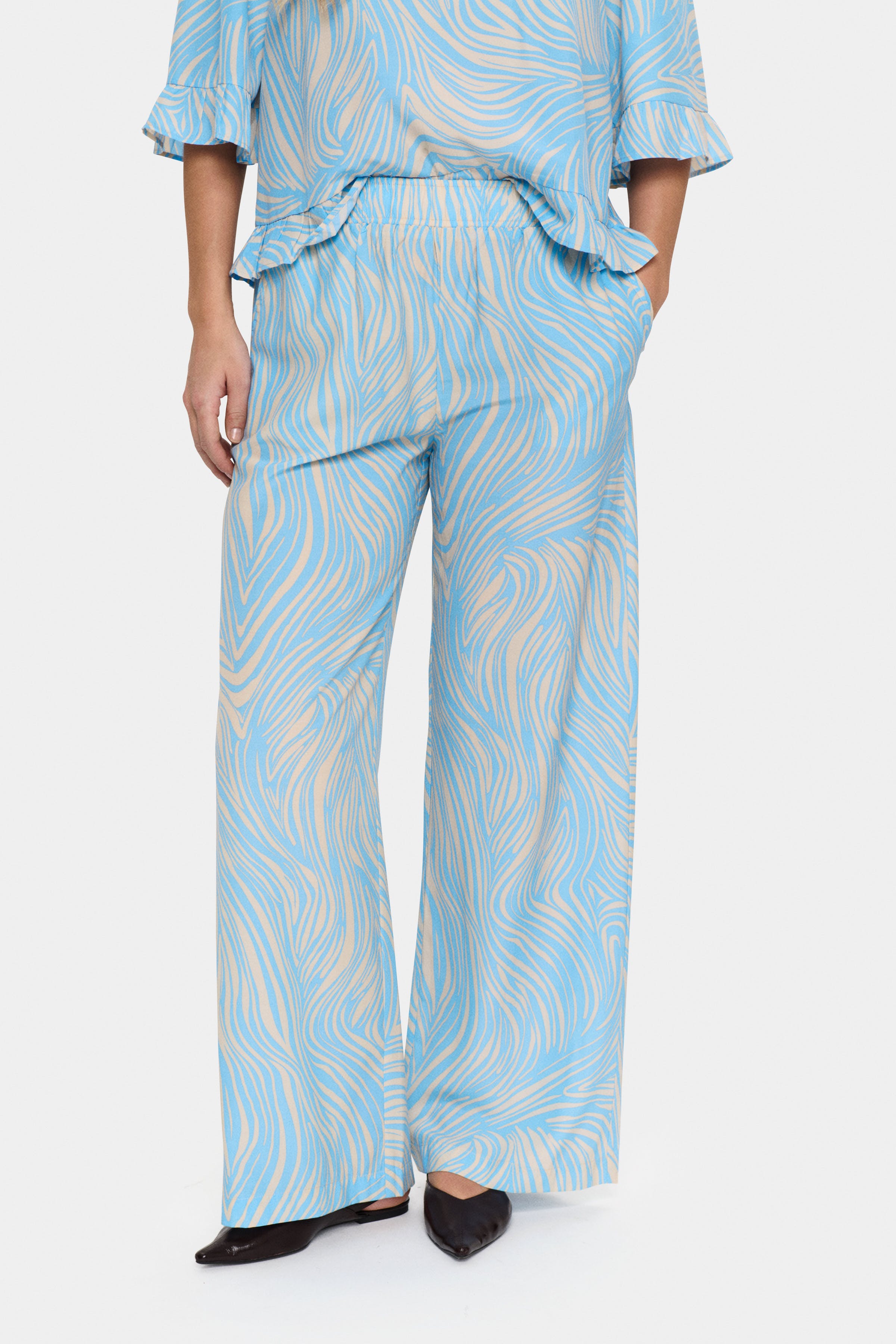 JessicaSZ Bukser LOOKBOOK FRONT 30513846-303458