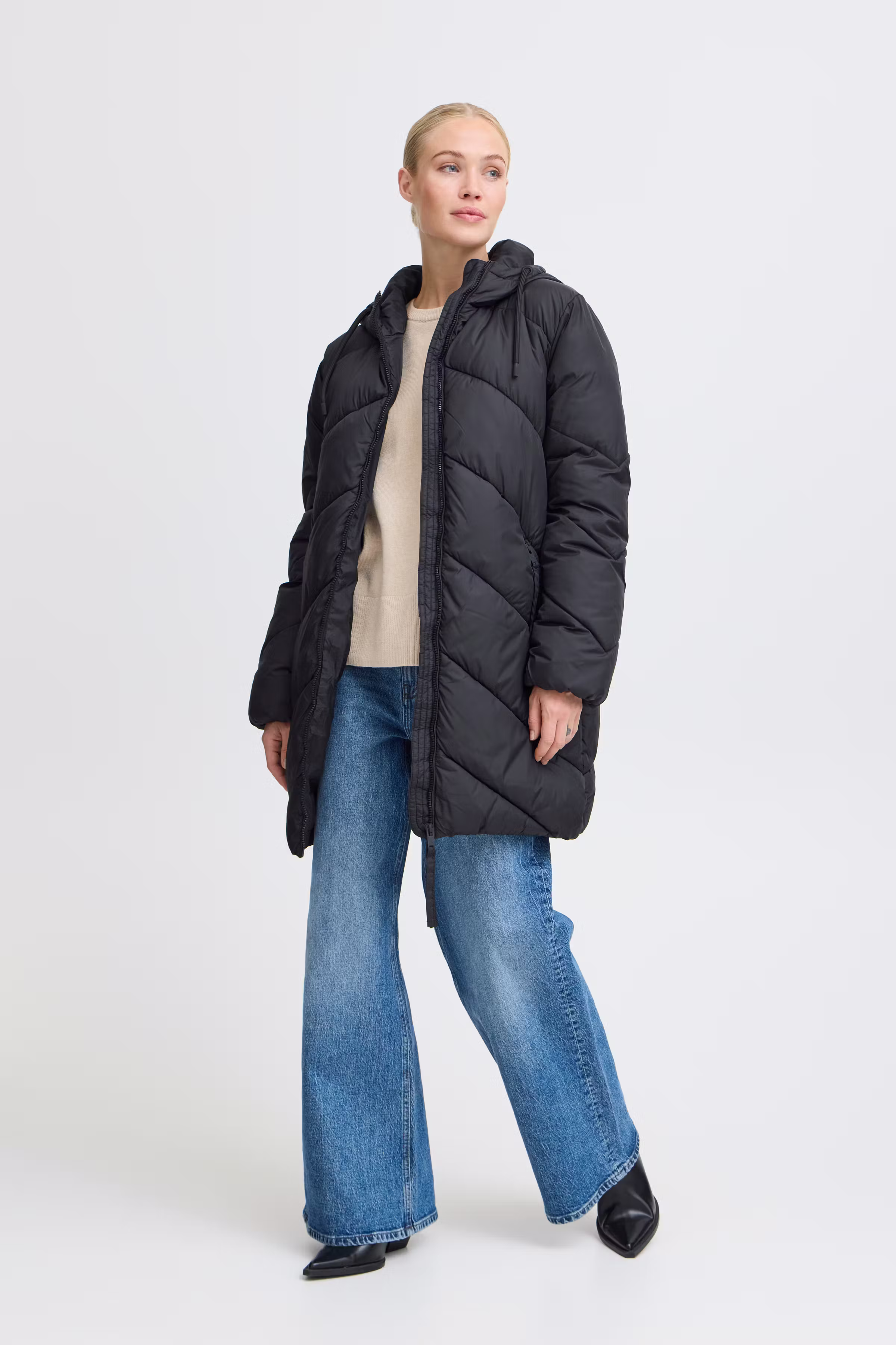 BYBOMINA Yttertøy LOOKBOOK FRONT 20815101-200451