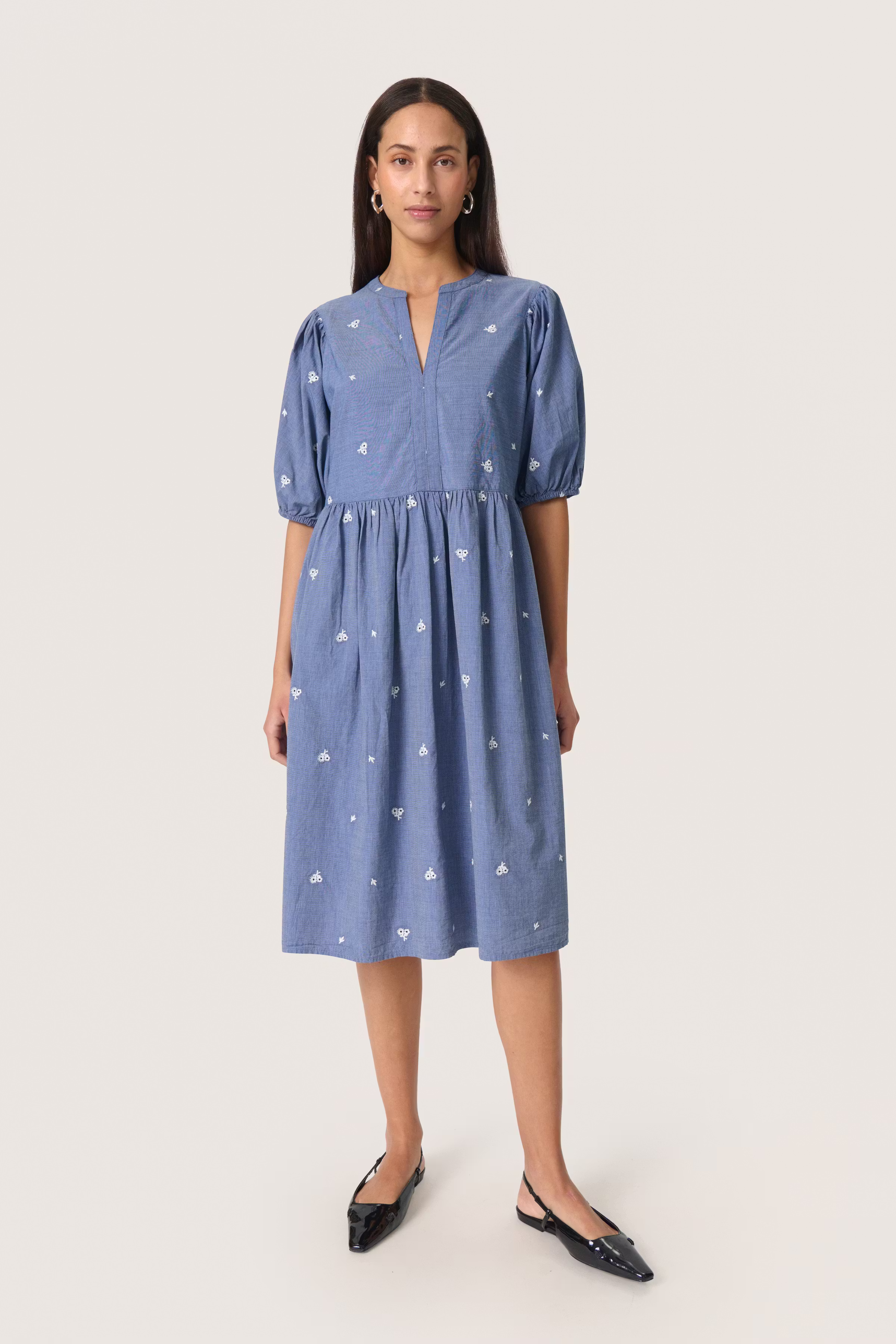 SLElly Kjole LOOKBOOK FRONT 30408247-301130