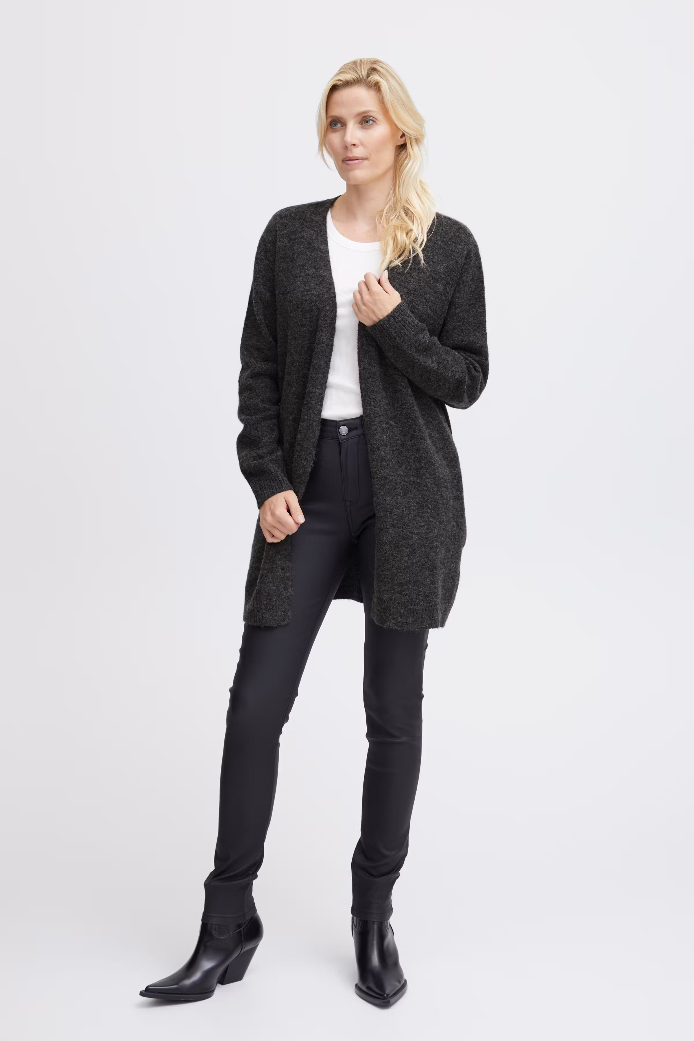 FRSANNY Cardigan LOOKBOOK FRONT 20612837-202490