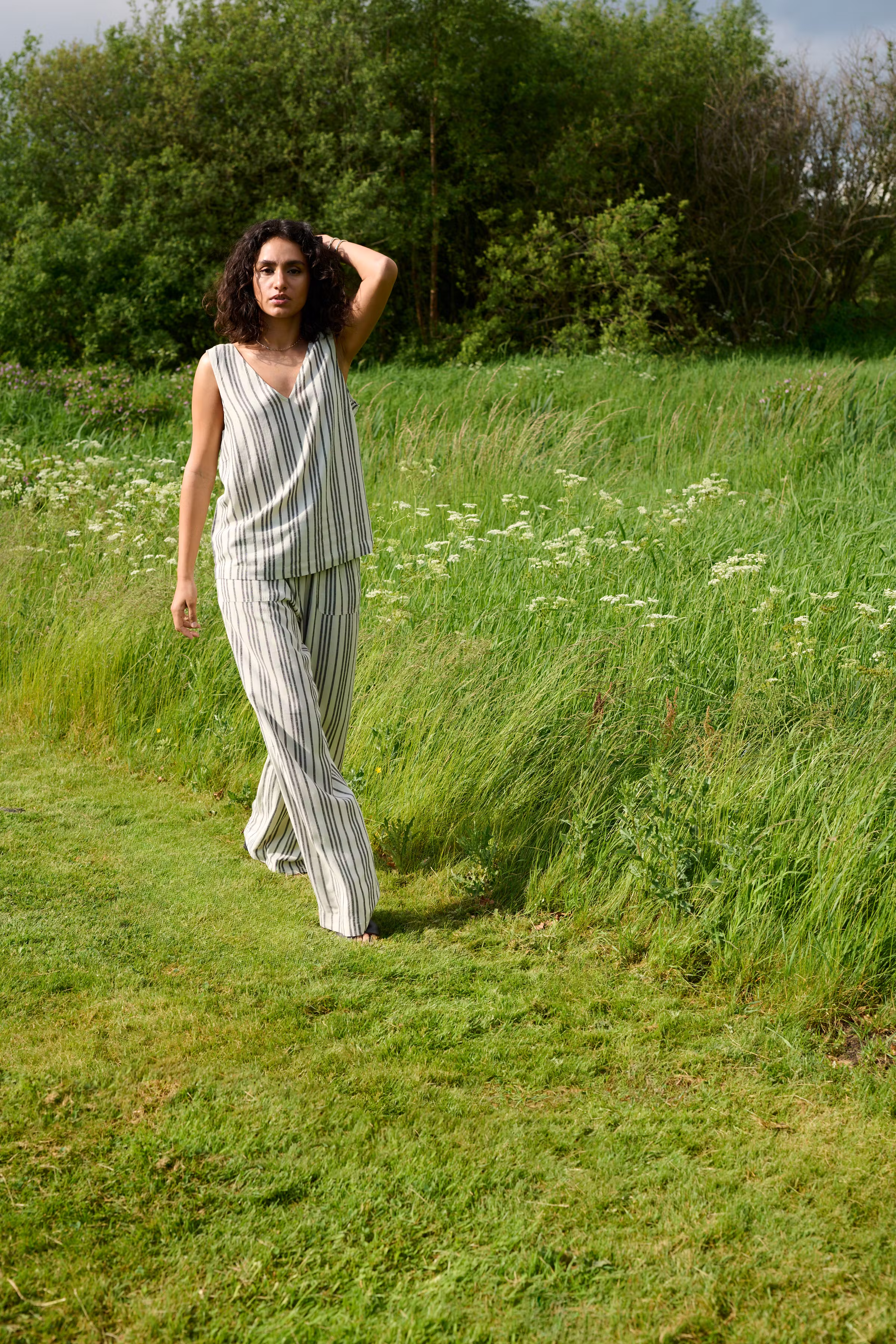 KAmilia Linen Top LOCATION NONE 10508426-107124