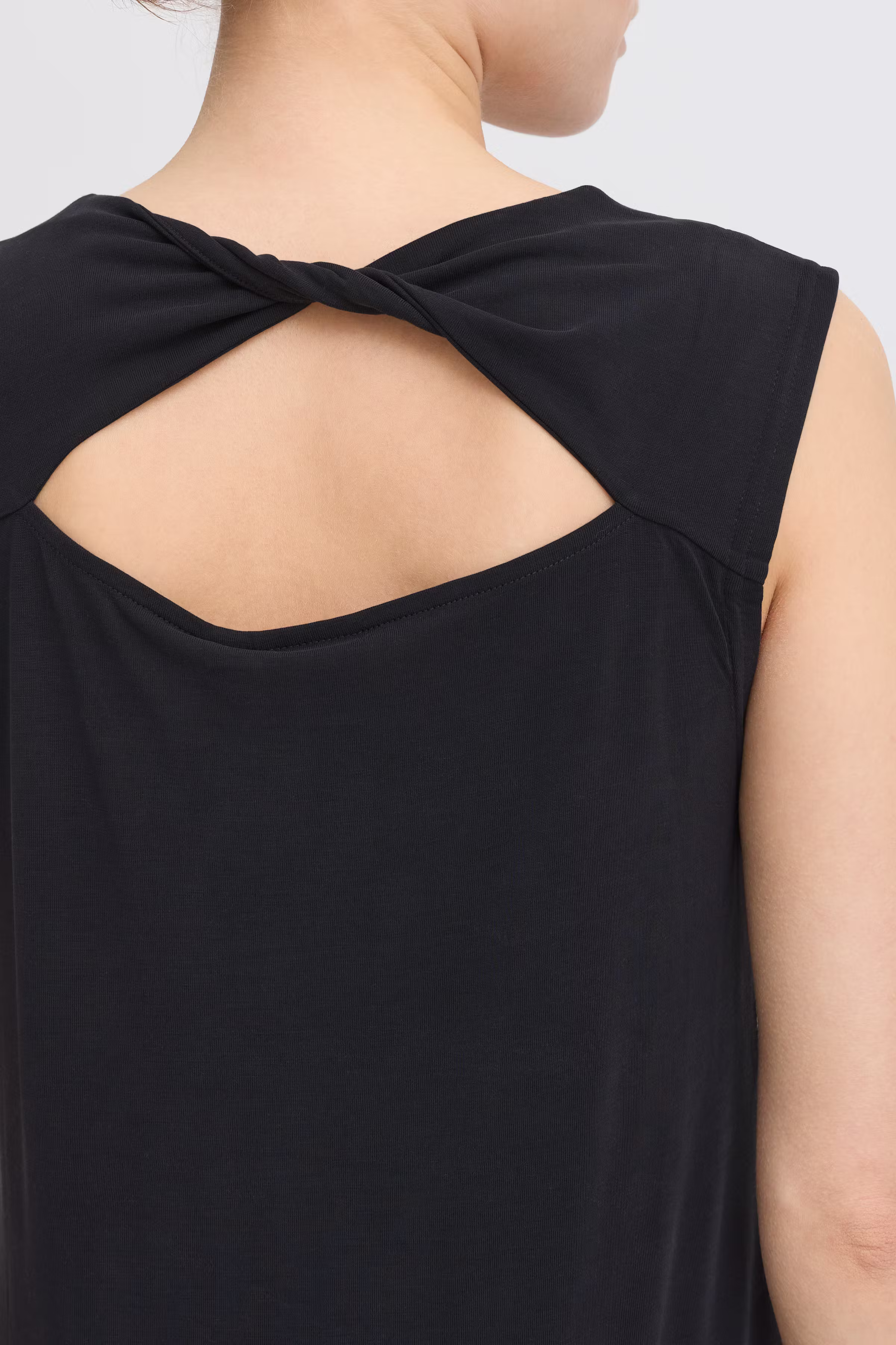 IHOPANNY Ærmeløs bluse LOOKBOOK DETAIL 20123033-194008