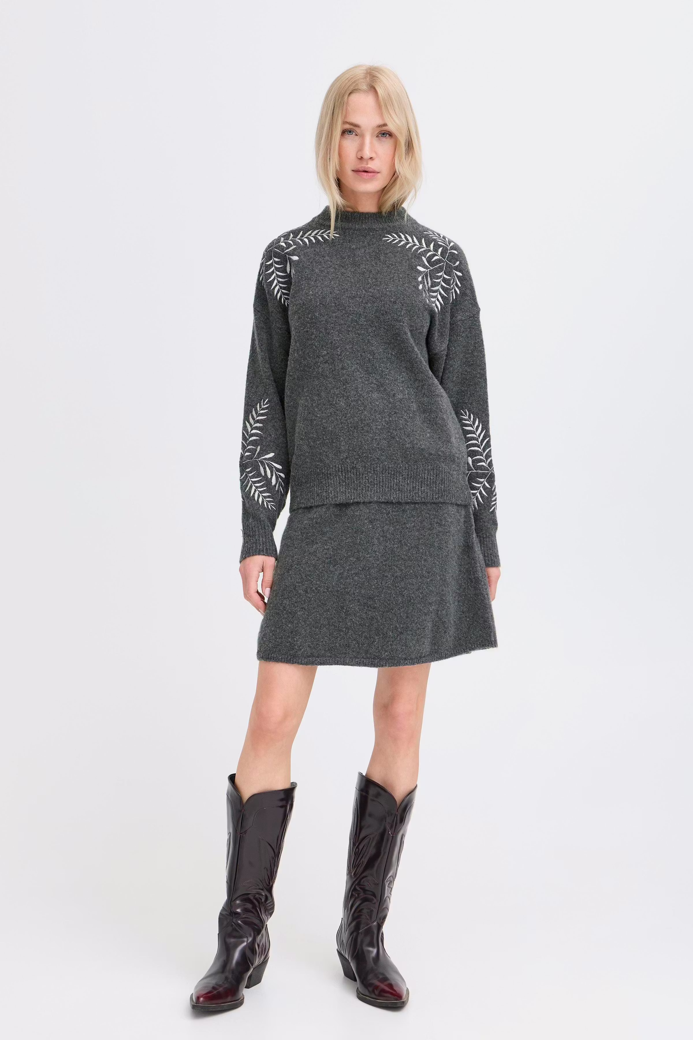 BYMAGGE Pullover LOOKBOOK FRONT 20818186-200456