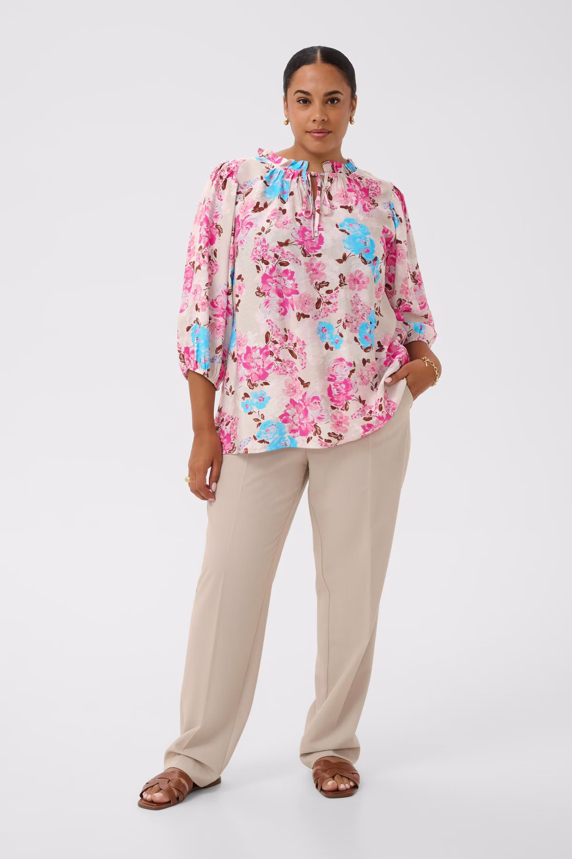 KChayley Bluse LOOKBOOK FRONT 10584162-109324