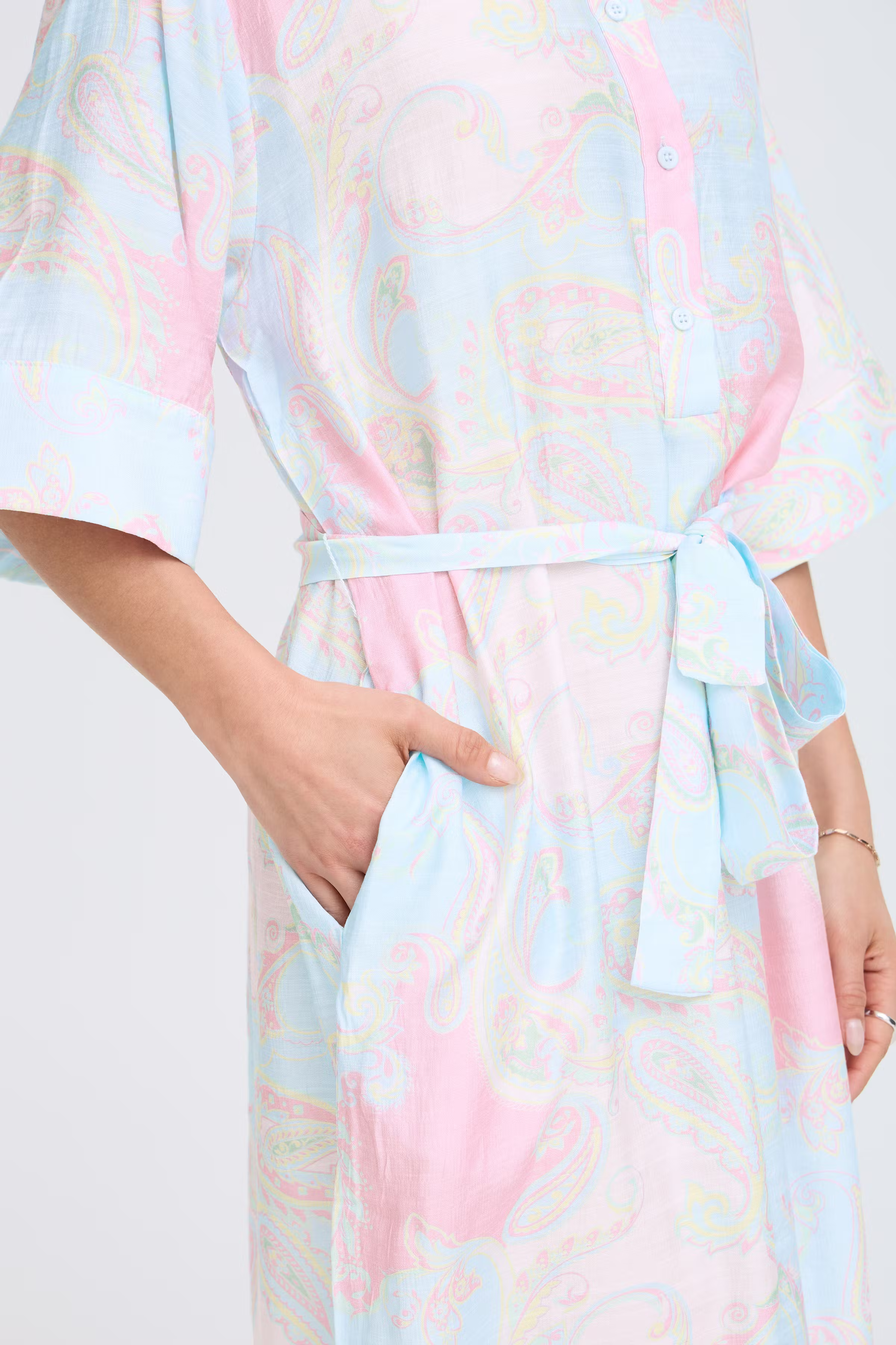 PZELLINOR Kjole LOOKBOOK DETAIL 50209234-203258