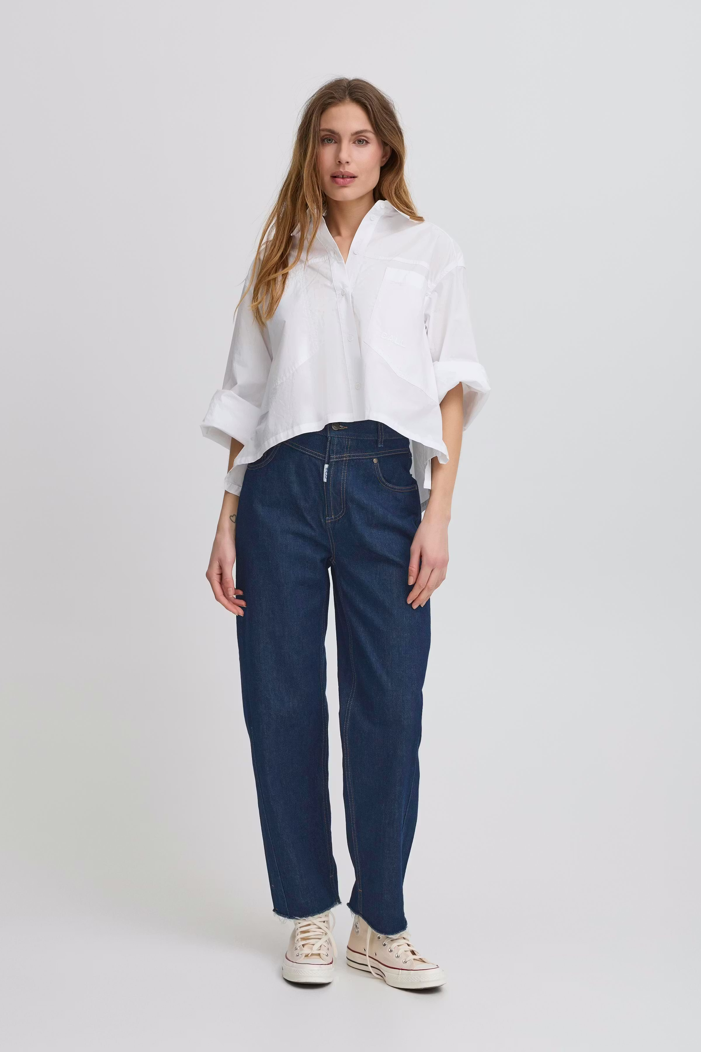 BACAMMEO Cropped Jeans LOOKBOOK FRONT 50405083-204027