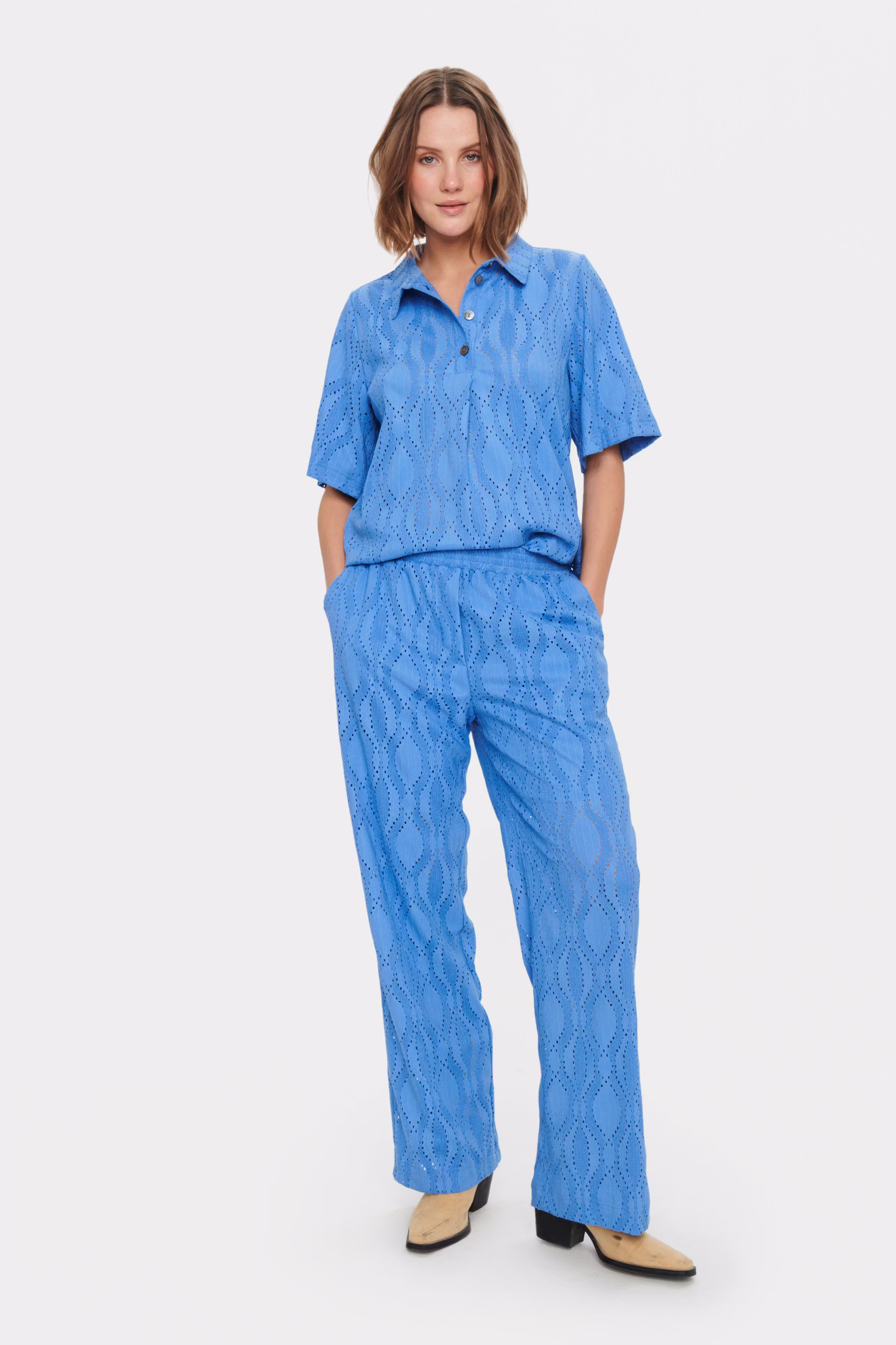 DorrisSZ Hose LOOKBOOK FRONT 30513129-174037