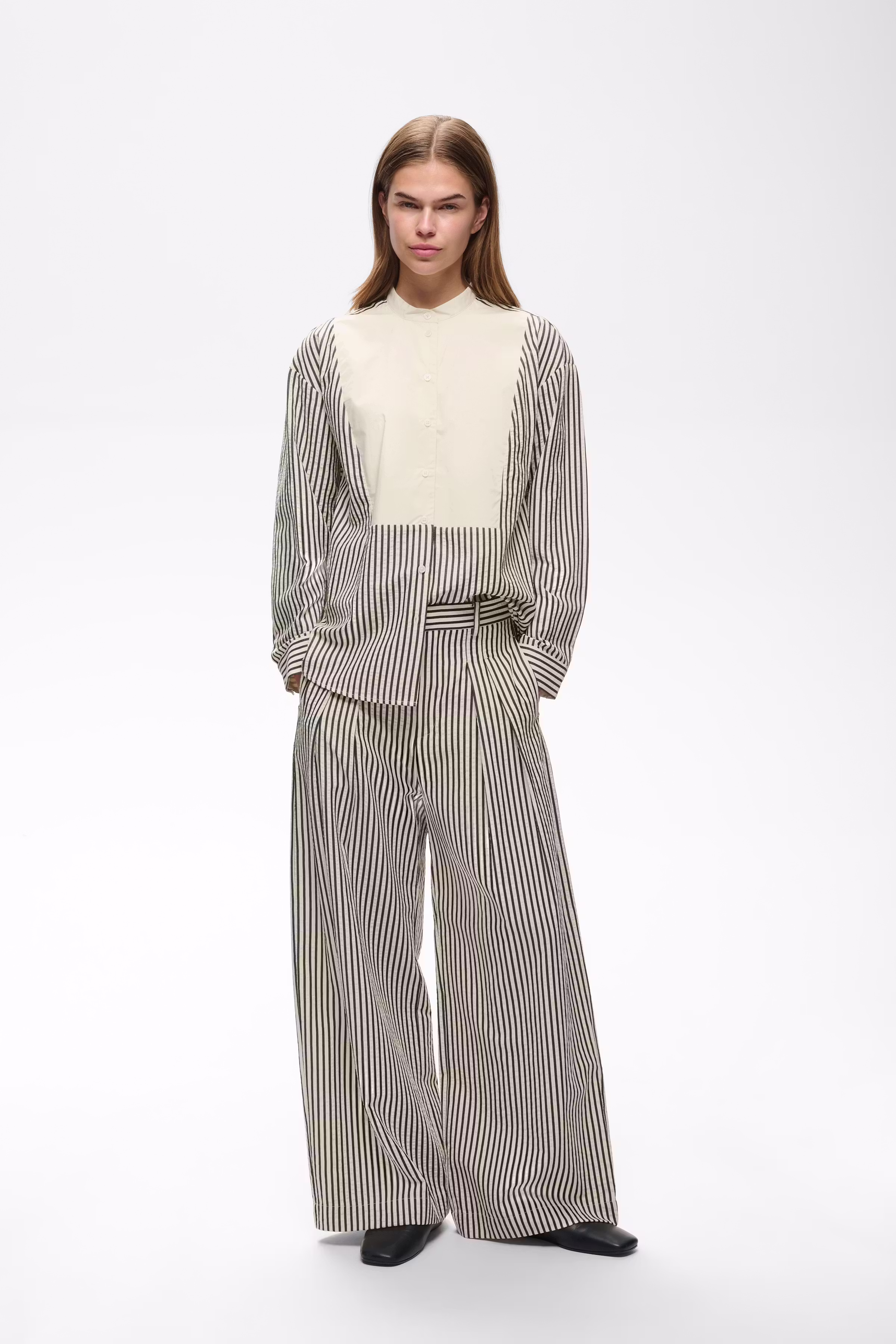 GARBOIW Trousers LOOKBOOK FRONT 30112624-900009166