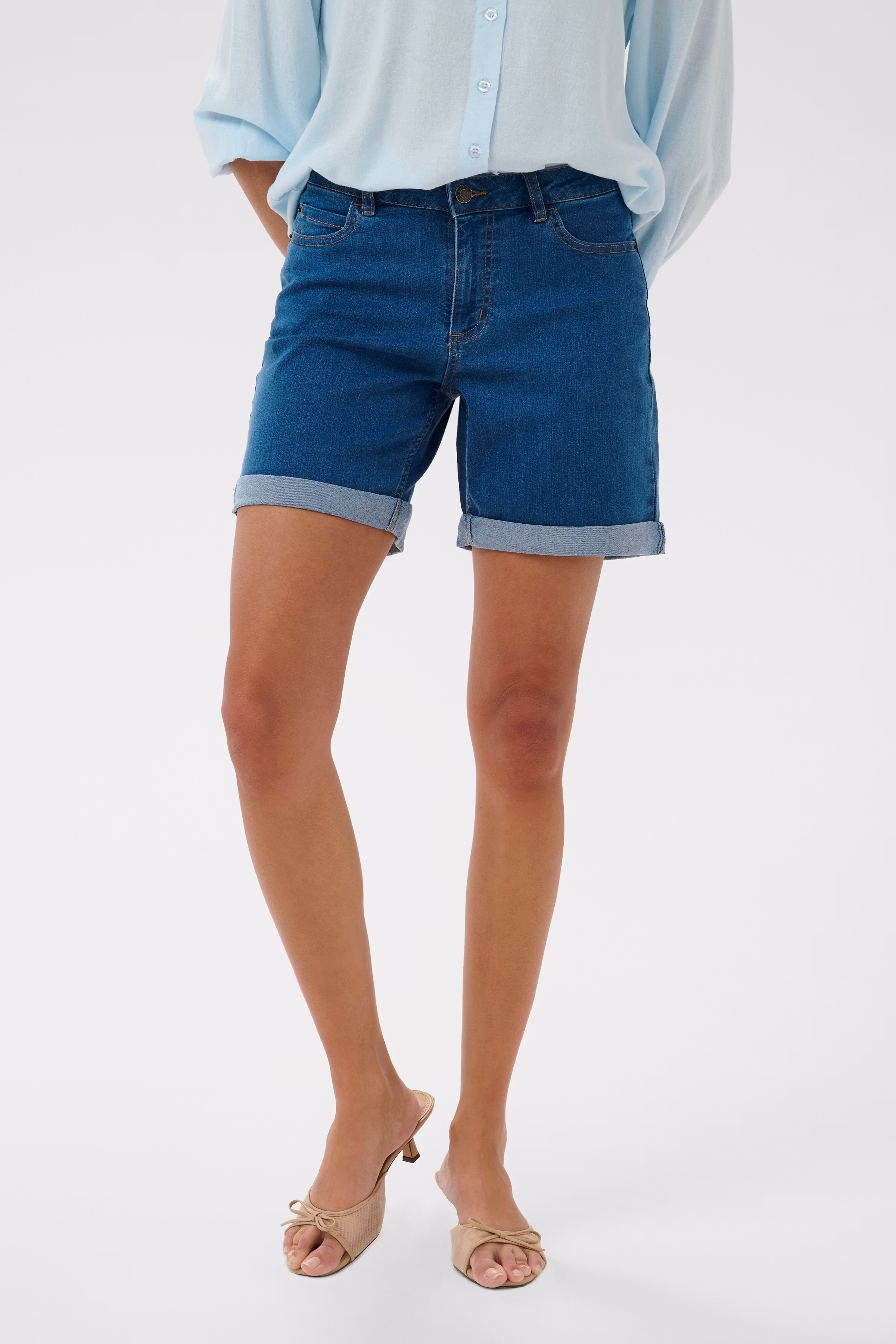 KAvilma Shorts LOOKBOOK FRONT 10511487-102272