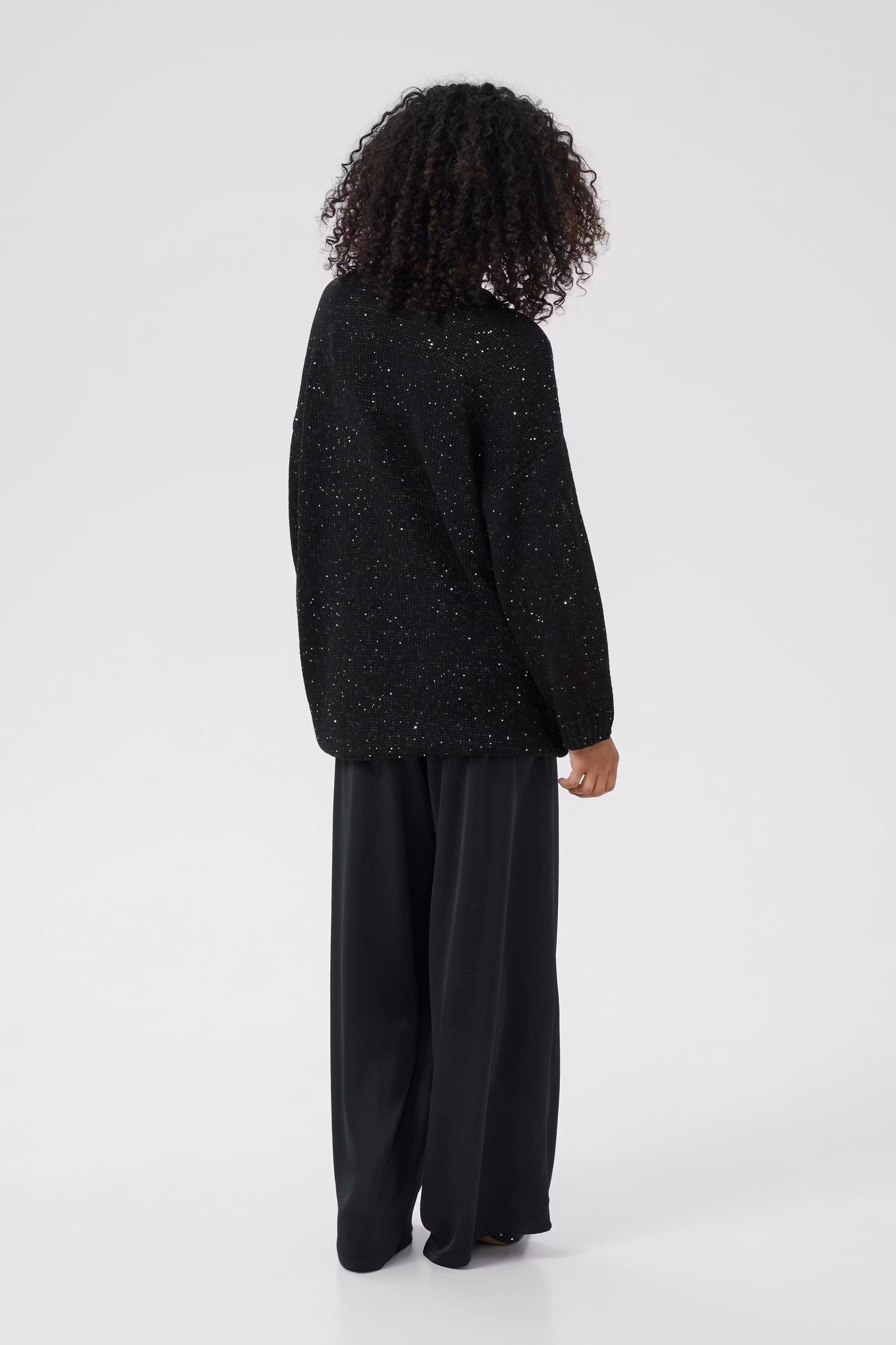 KAshina Pullover LOOKBOOK BACK 10510987-100121