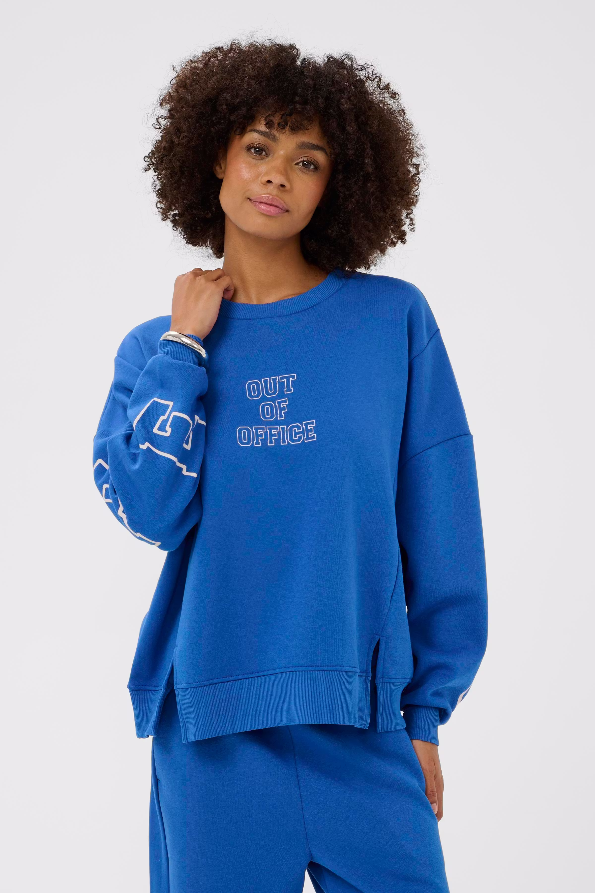 CUangela Sweatshirt LOOKBOOK FRONT 50112921-194050