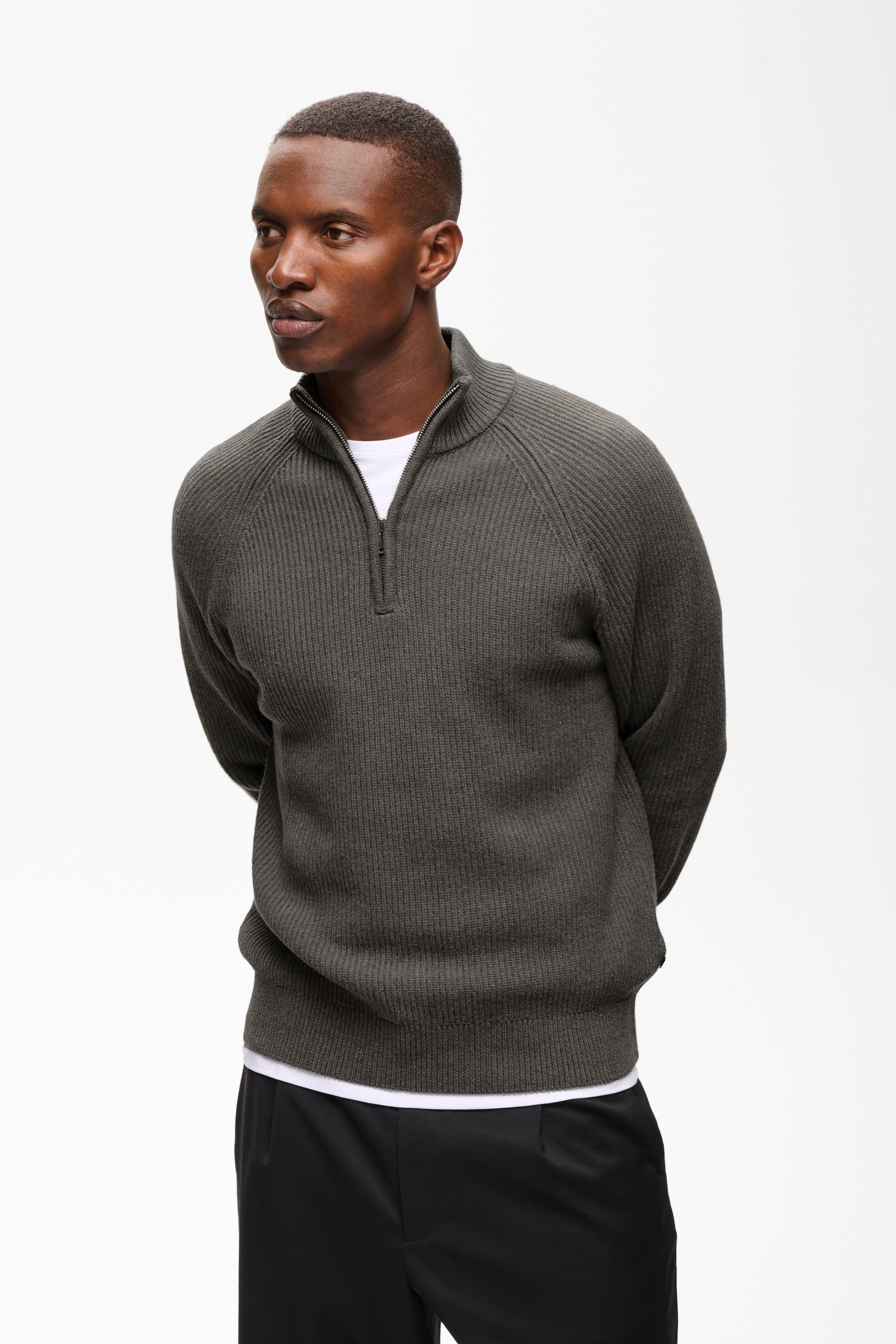 MAhellson Pullover LOOKBOOK FRONT 30209400-300271