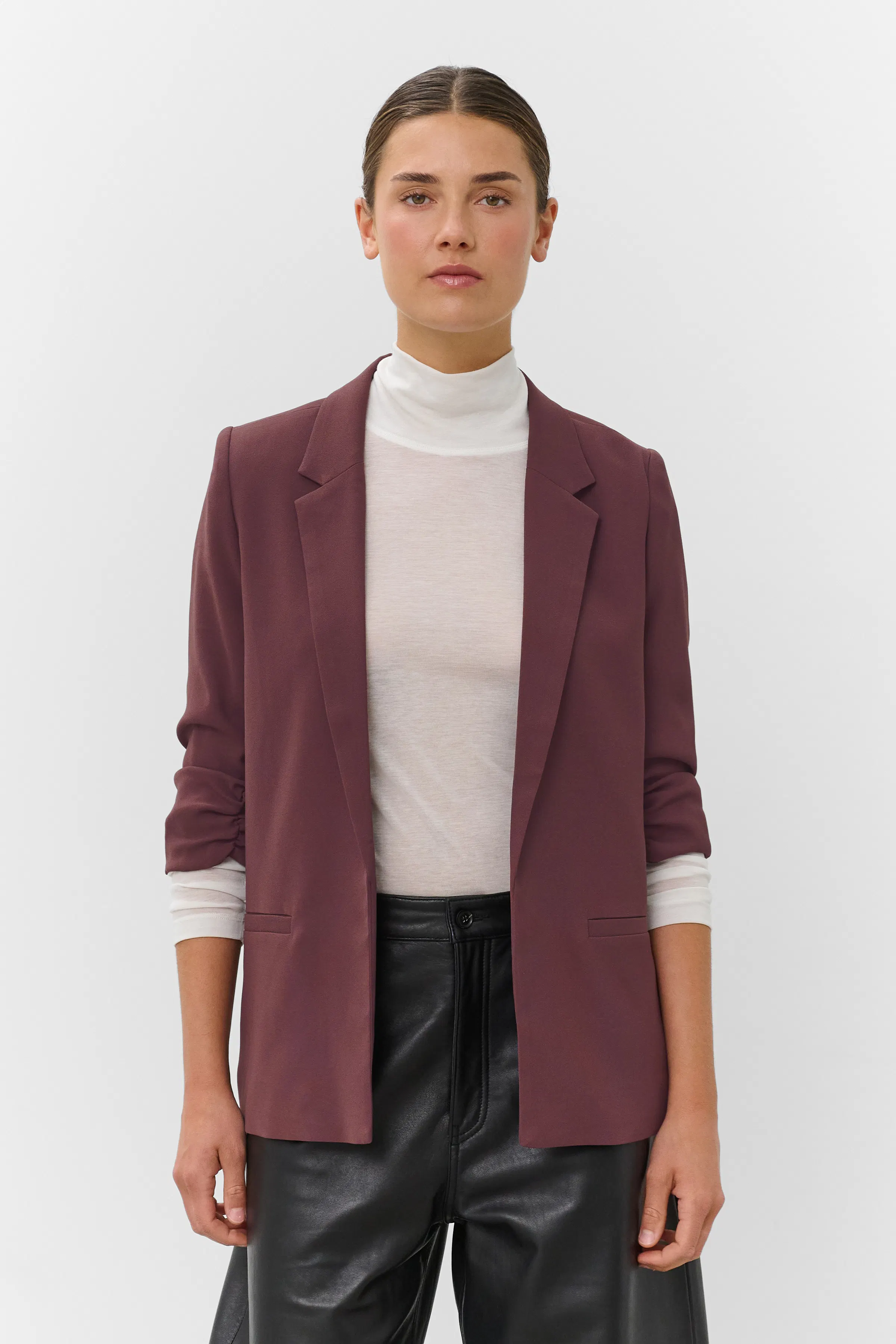 SLShirley Blazer LOOKBOOK FRONT 30403608-191620