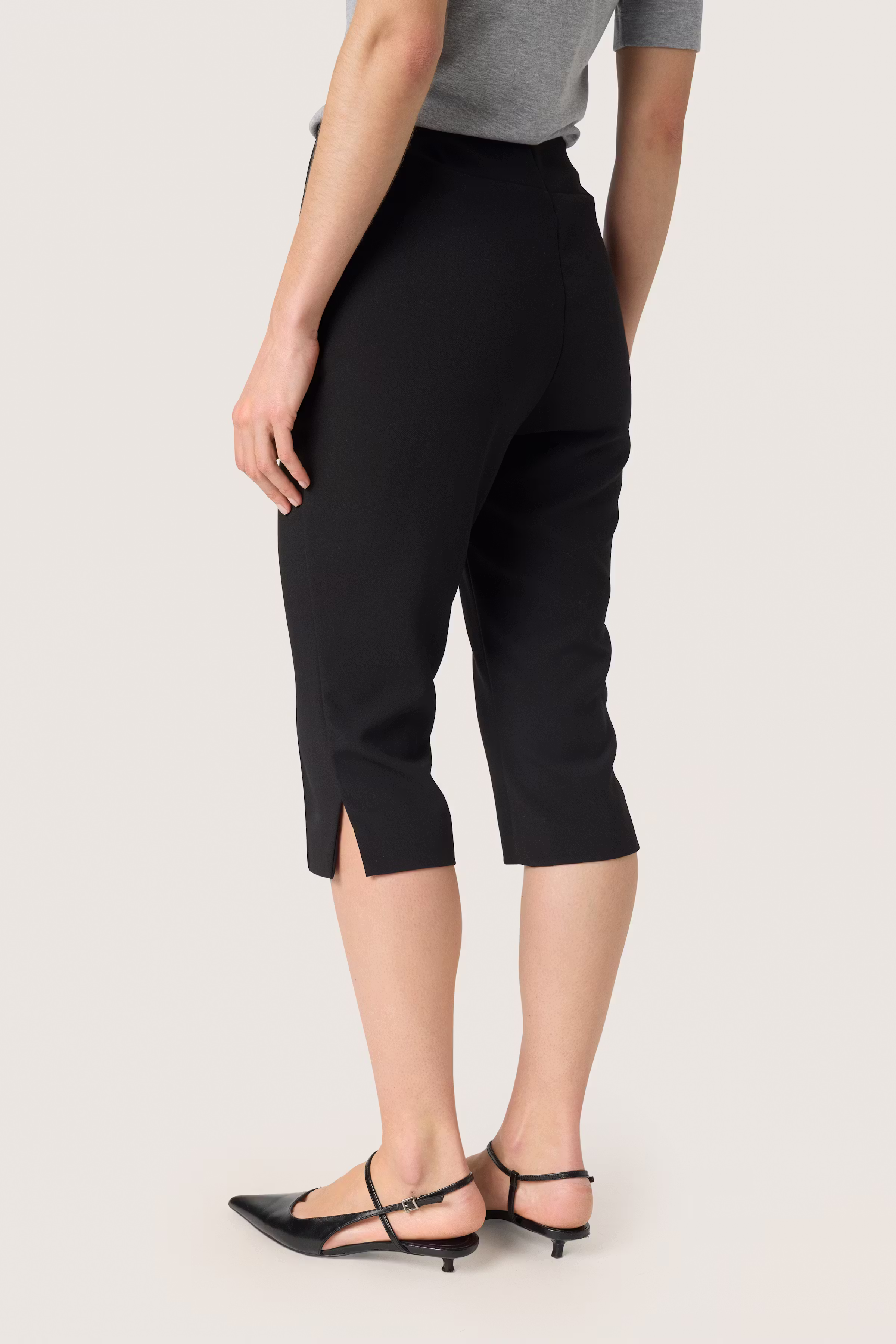 SLCorinne Caprihosen LOOKBOOK BACK 30408498-194008